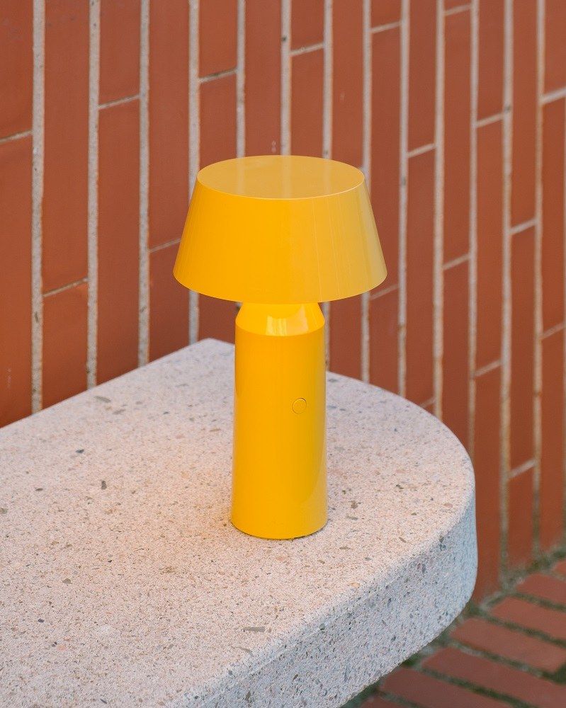 Bicoca Portable lamp Table lamp Marset