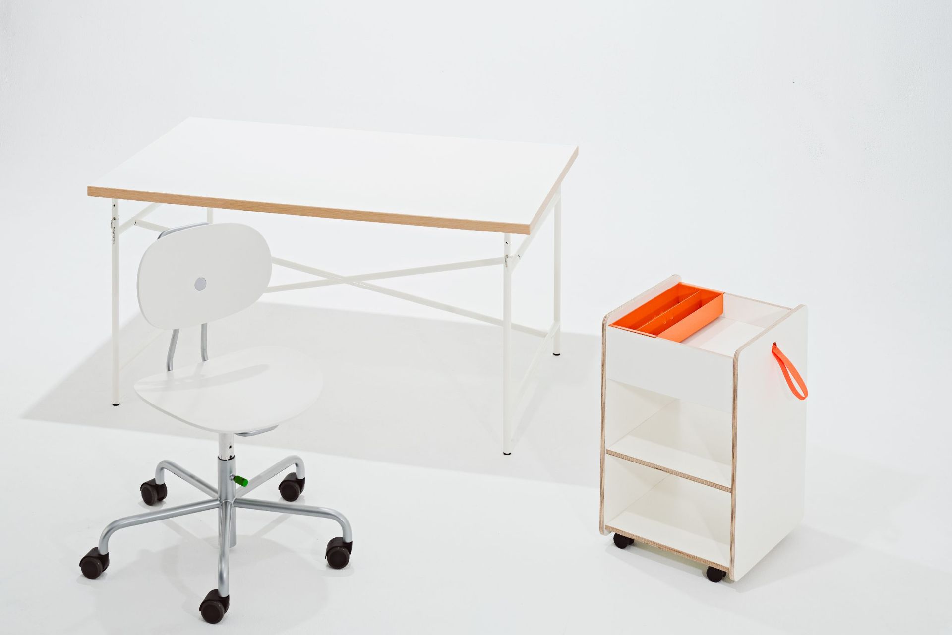 Schoolfriends Desk Set Richard Lampert