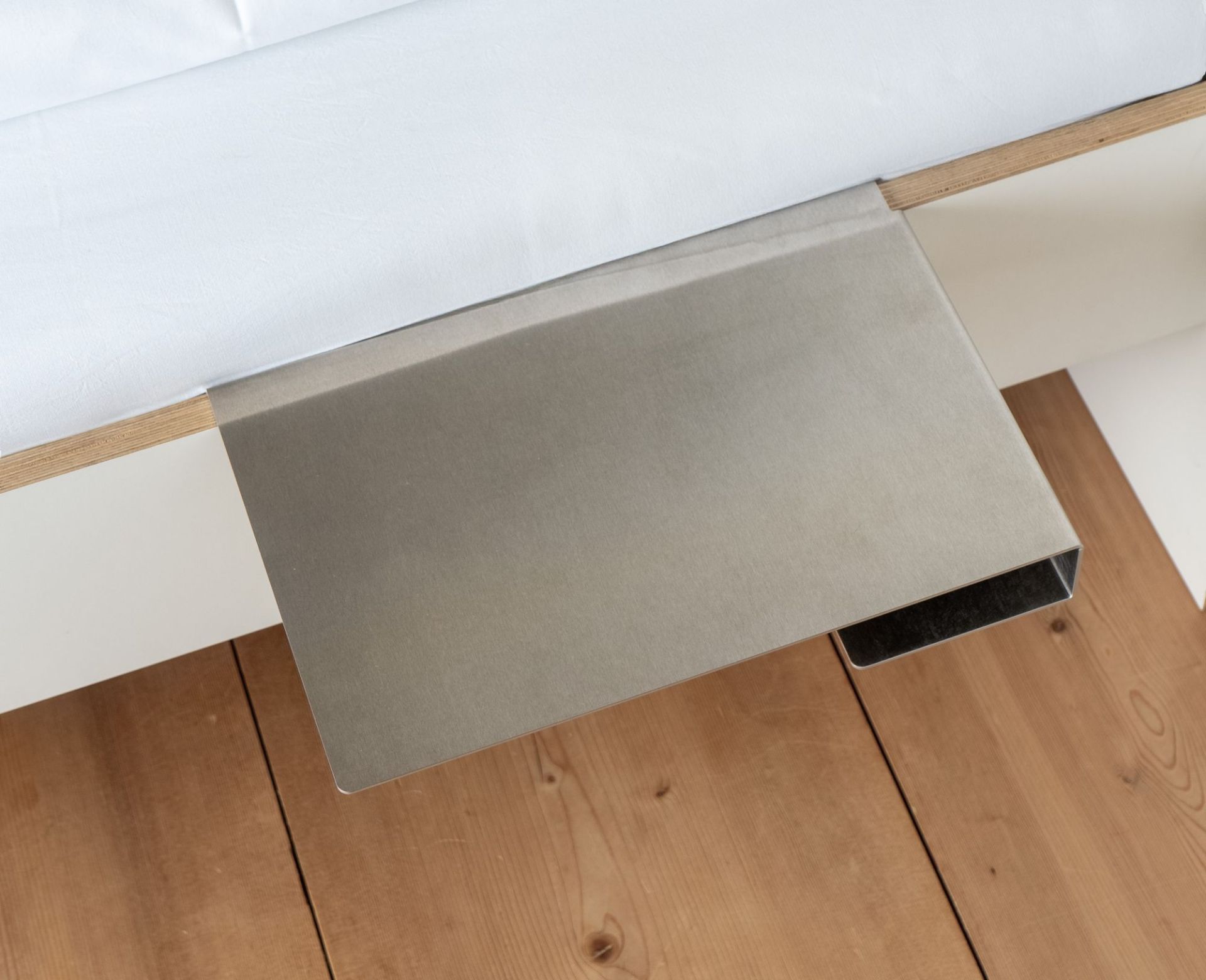 Bed edge light side shelf for Siebenschläfer / Tagedieb Nils Holger Moormann