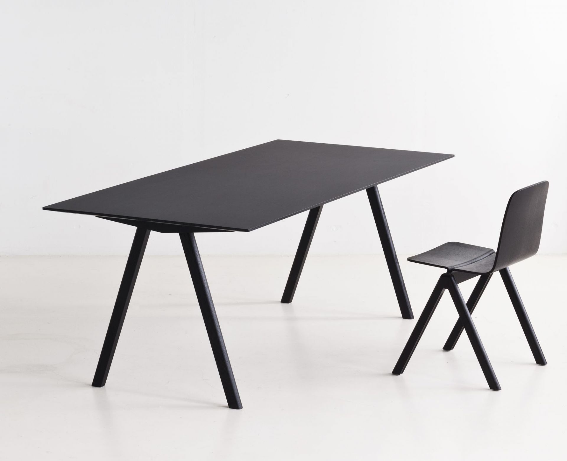 Copenhague Desk Table CPH 10 Hay Oak water-based lacquer / top linoleum off white MDF edge