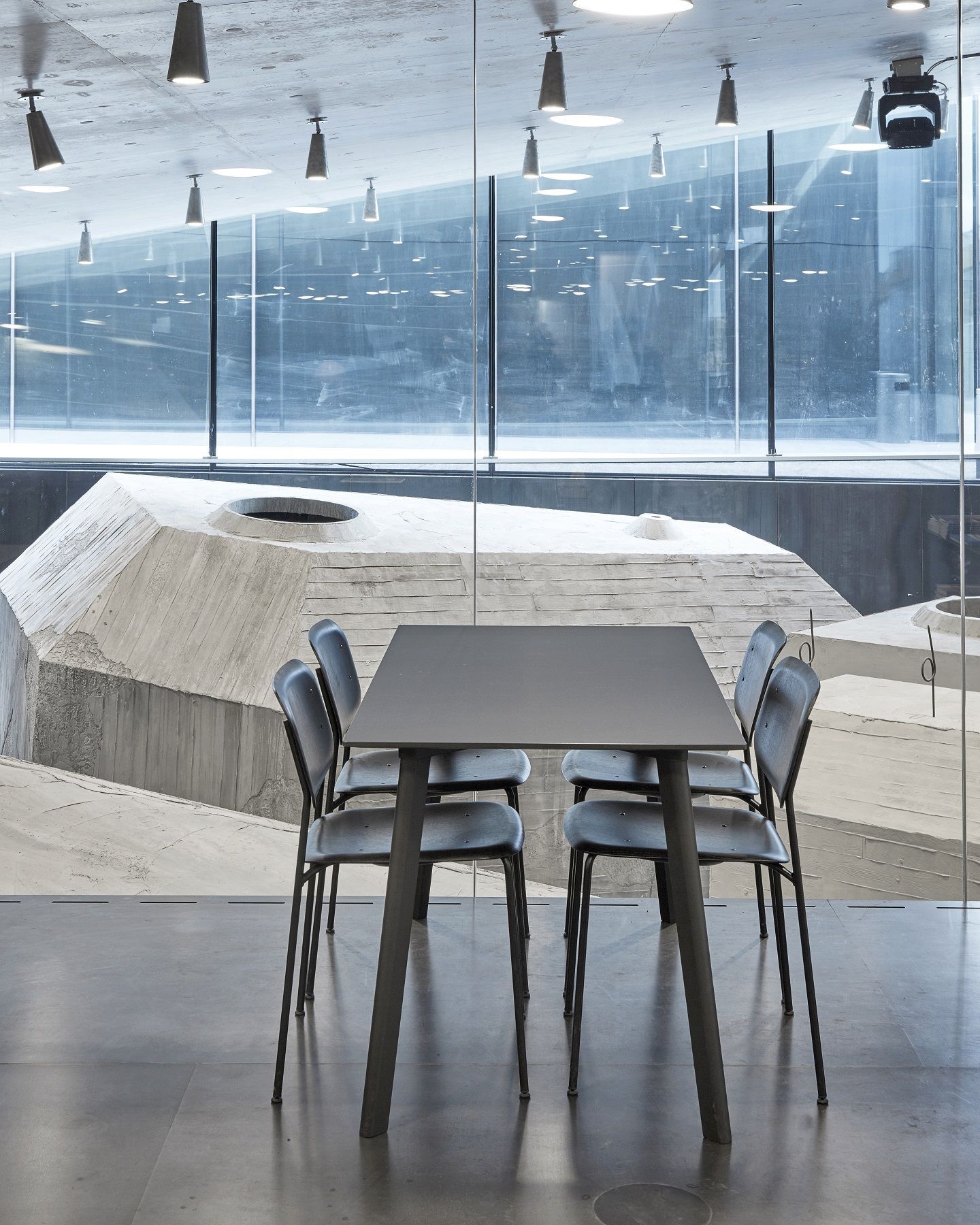 CPH Deux 210 Table Table 140x75 cm Hay