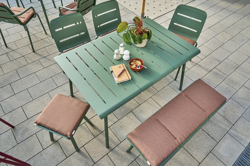 Vapio Stool Outdoor Weishäupl