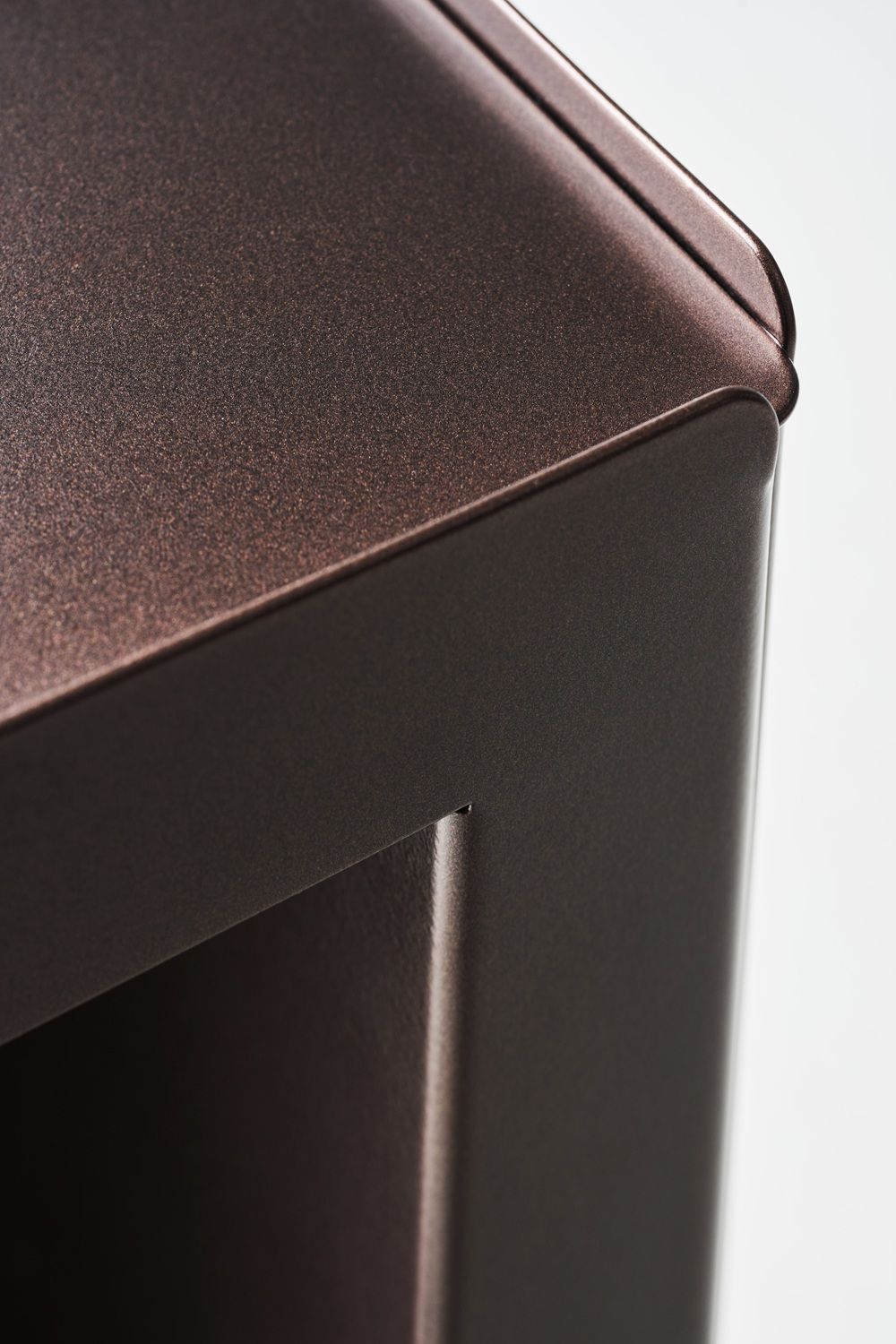 Ambito Side table Tola Dolza side table
