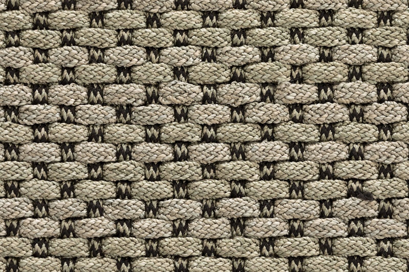 Saline Outdoor Rug Gan