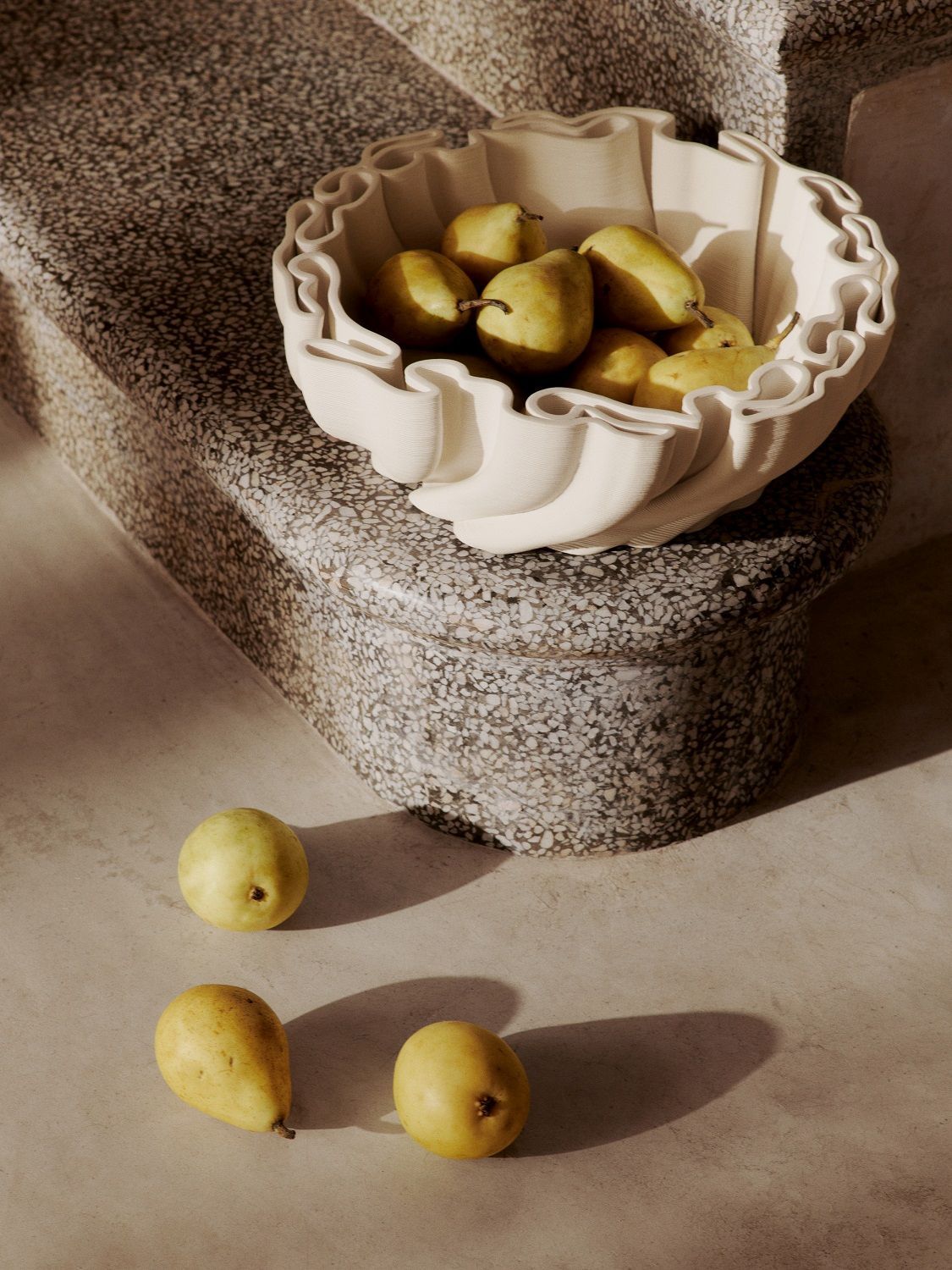 Dedali Bowl Off-white Ferm Living 