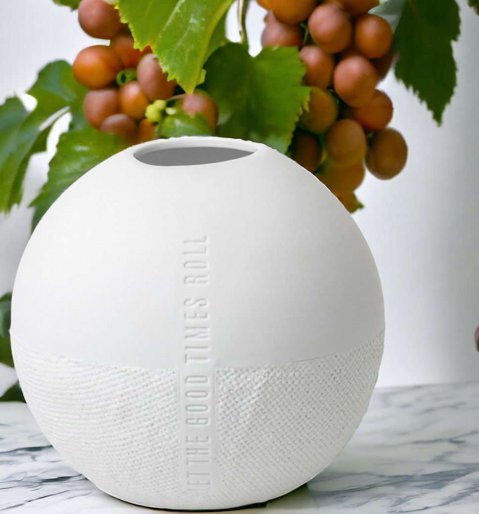Formsprache Vase Let the Good Times Roll Wheels 