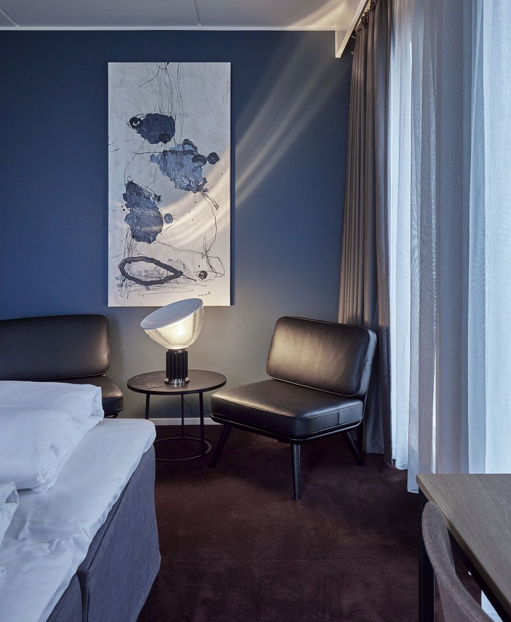 Taccia Small LED table lamp Flos