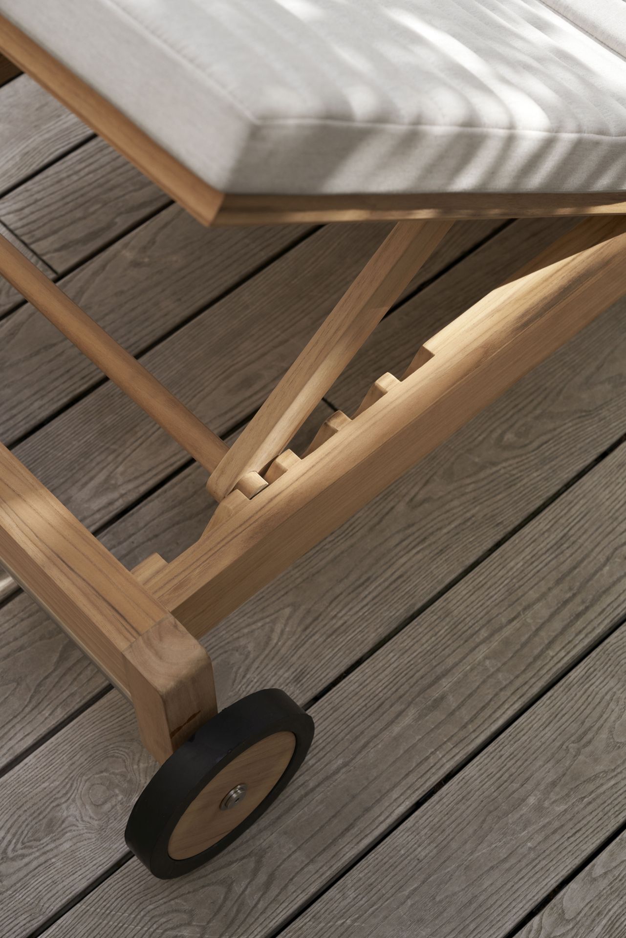 AH604 Garden Lounger Teak Outdoor Carl Hansen & Søn