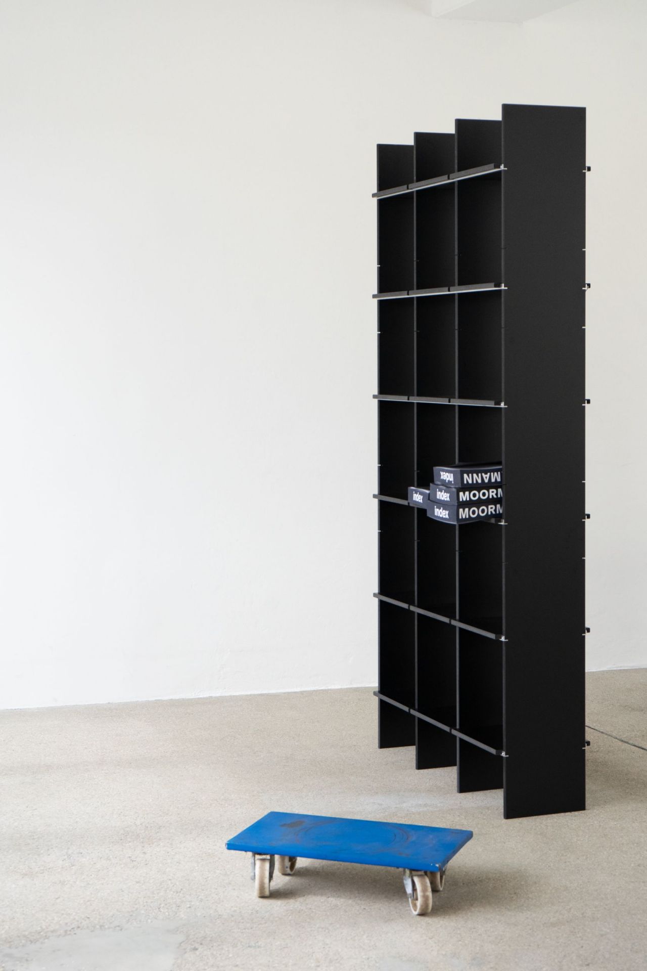 FNP shelf 223 Nils Holger Moormann