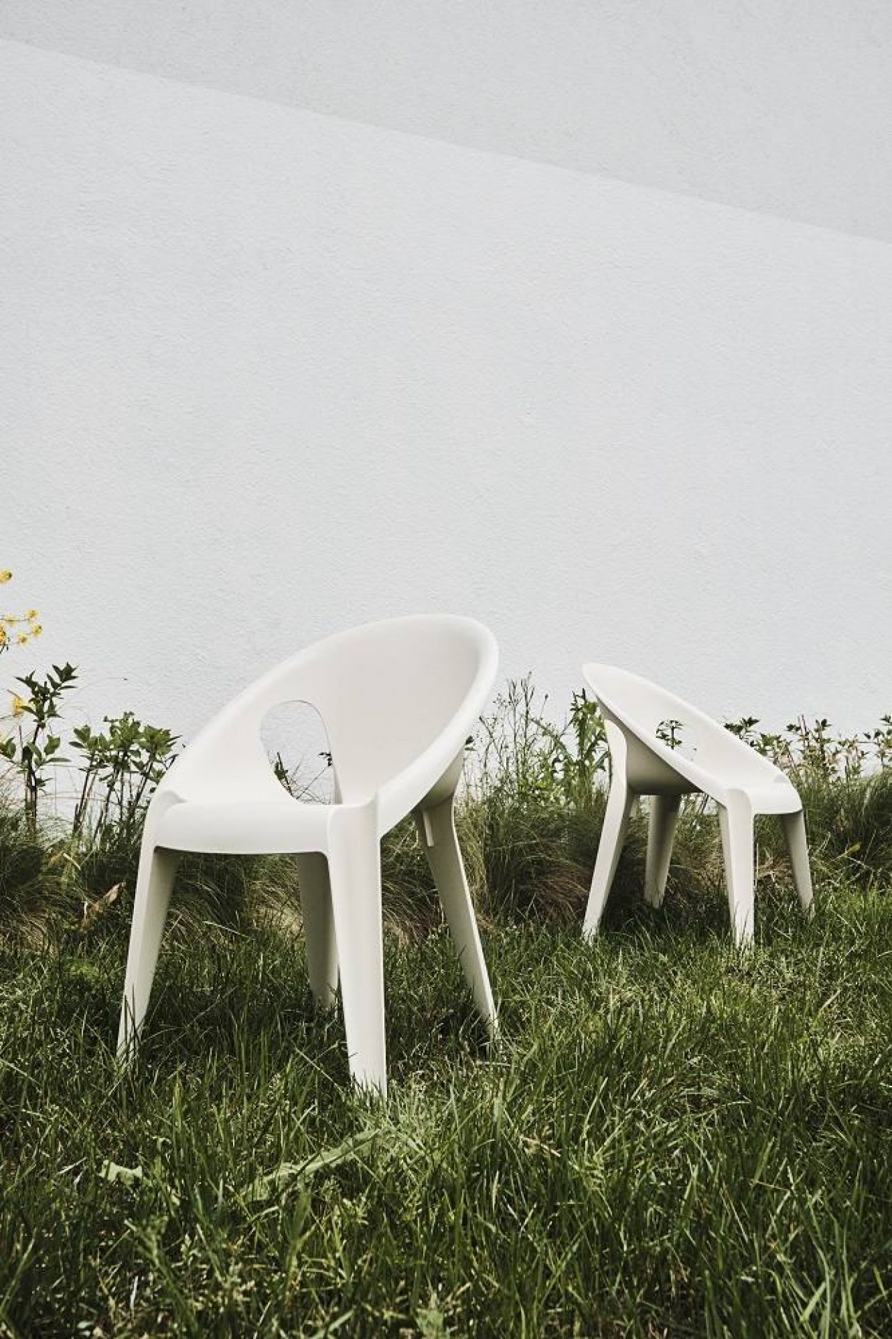Bell Chair Indoor / Outdoor stackable Magis