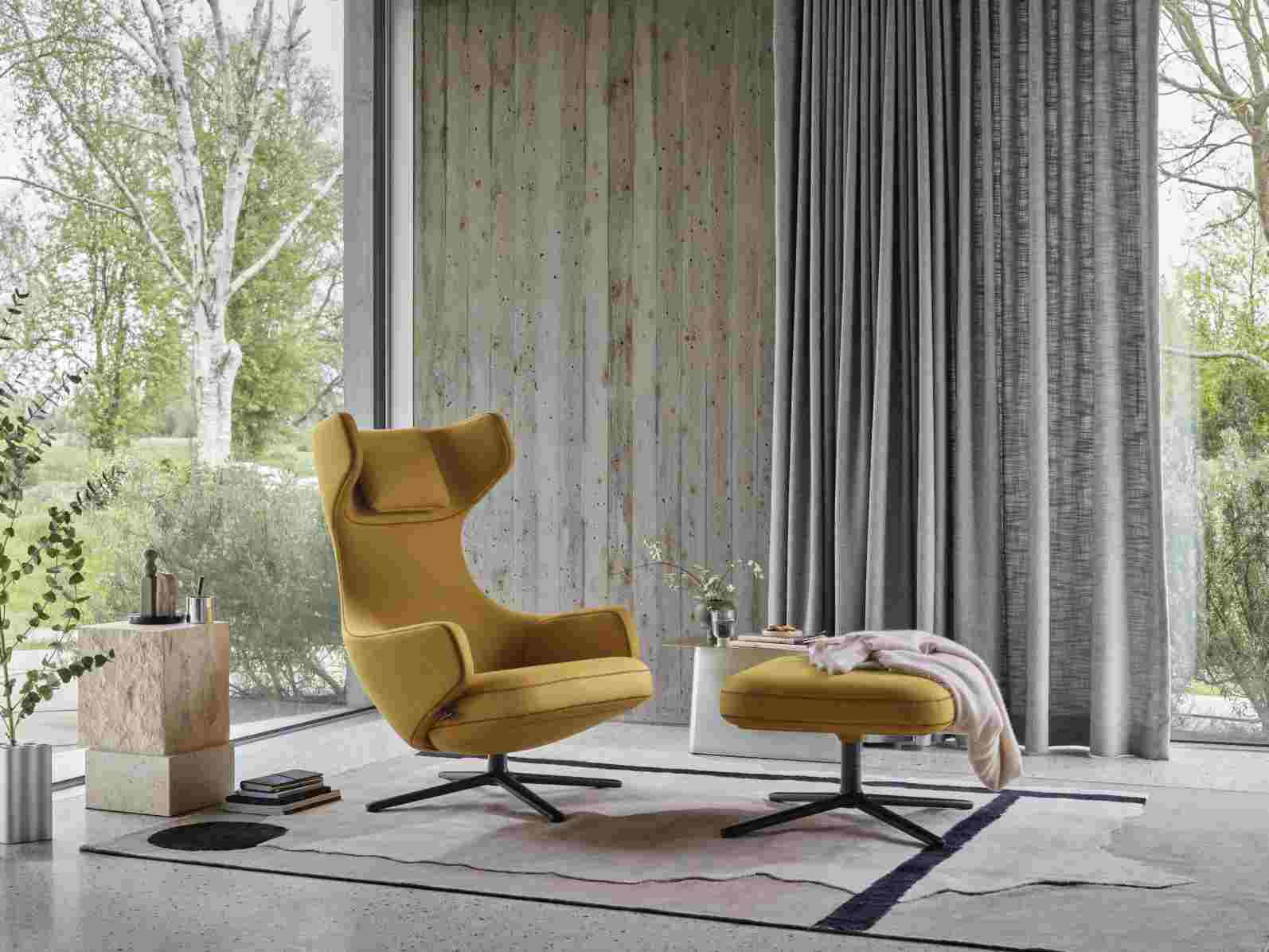 Grand Repos Armchair + Ottoman Vitra Polished Nubia Ivory / Pearl