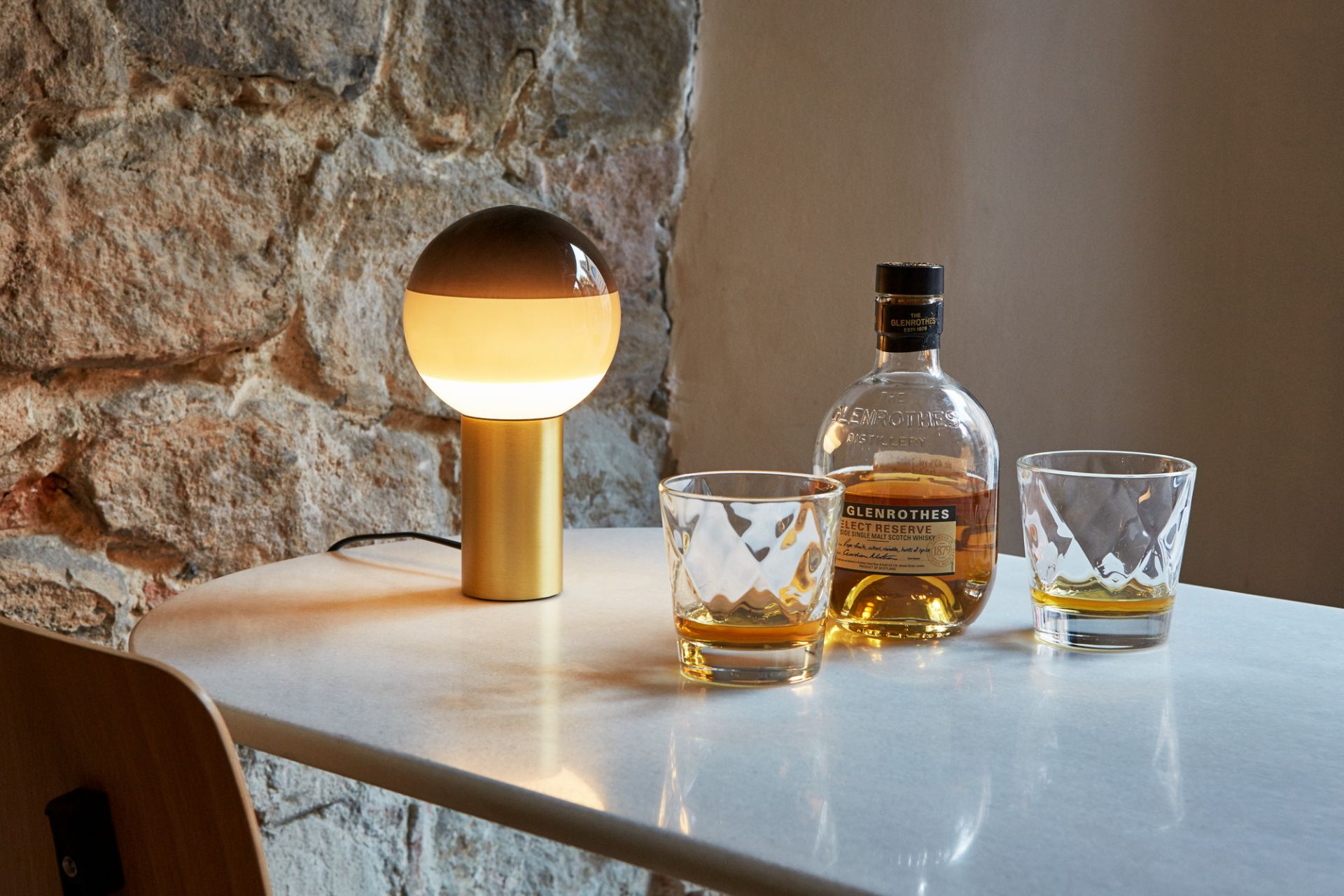 Dipping Light M LED Table lamp Marset