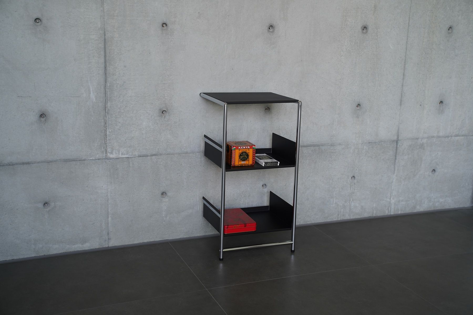 Cover plate for Pool 82 S Leaning shelf / Shoe rack Mox