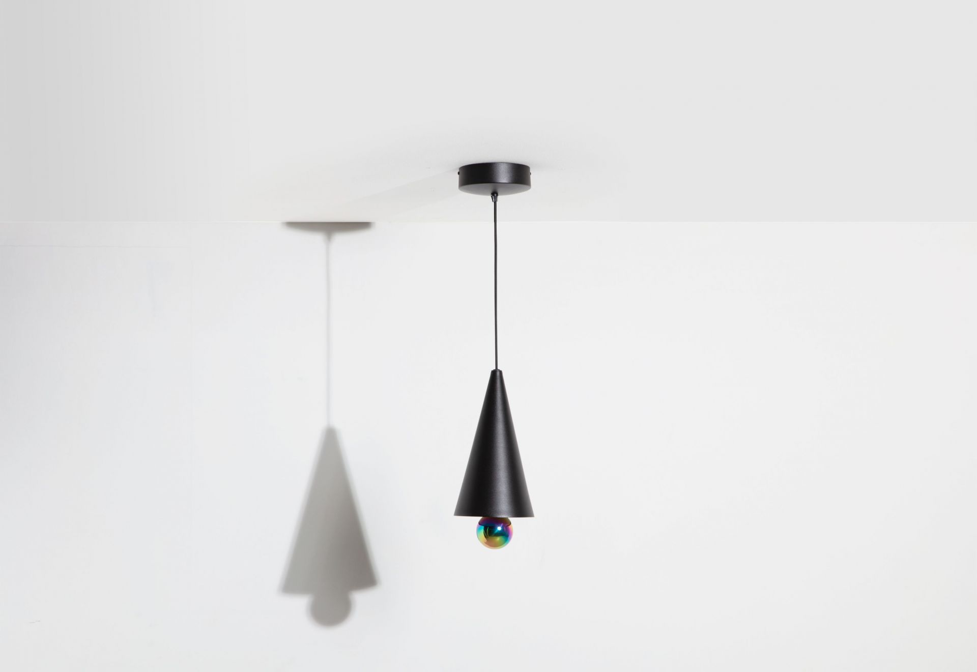Cherry Pendant light Pendant lamp S Petite Friture