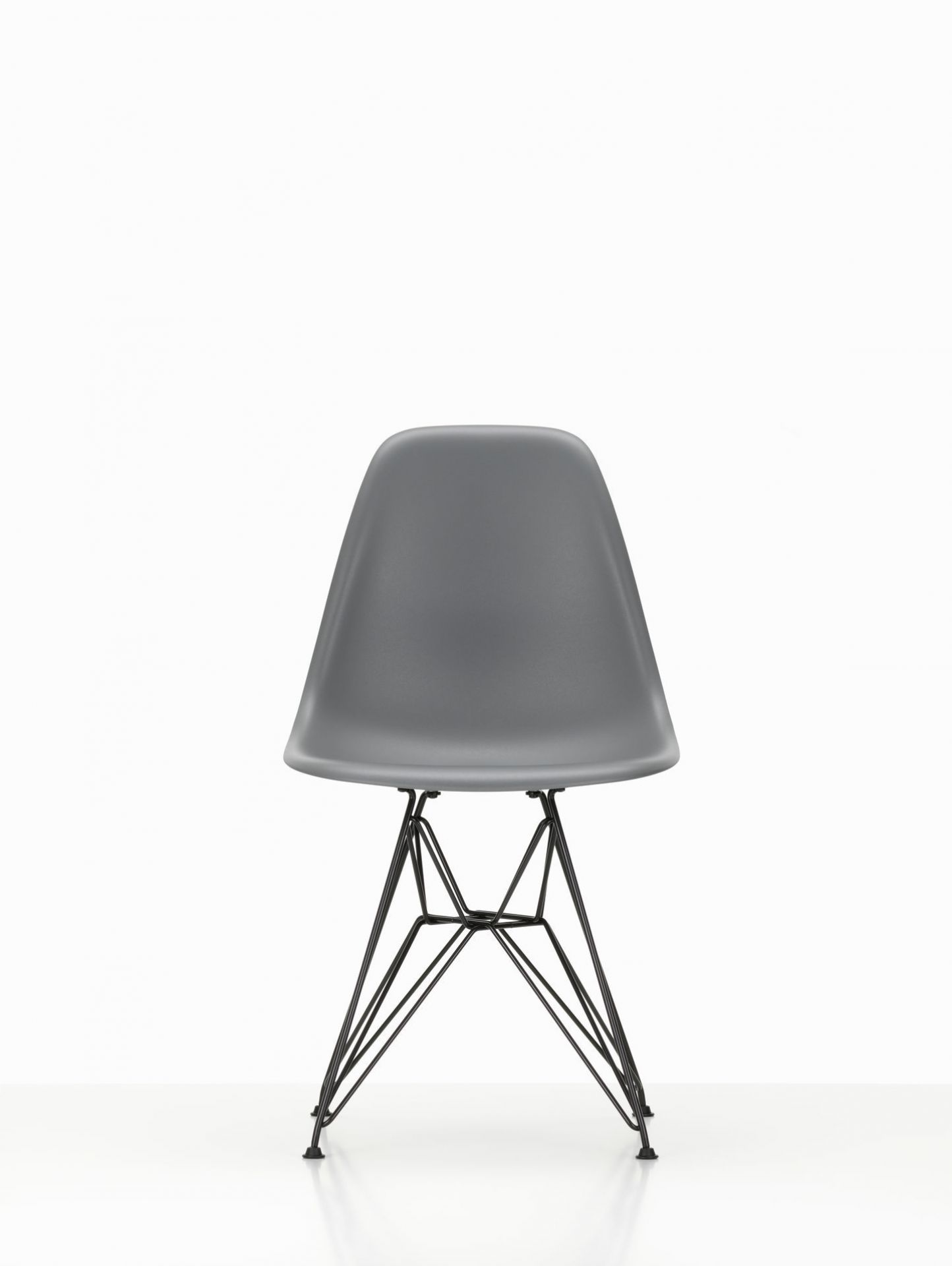 Eames Plastic Side Chair DSR Chair Vitra Black-Granite Grey