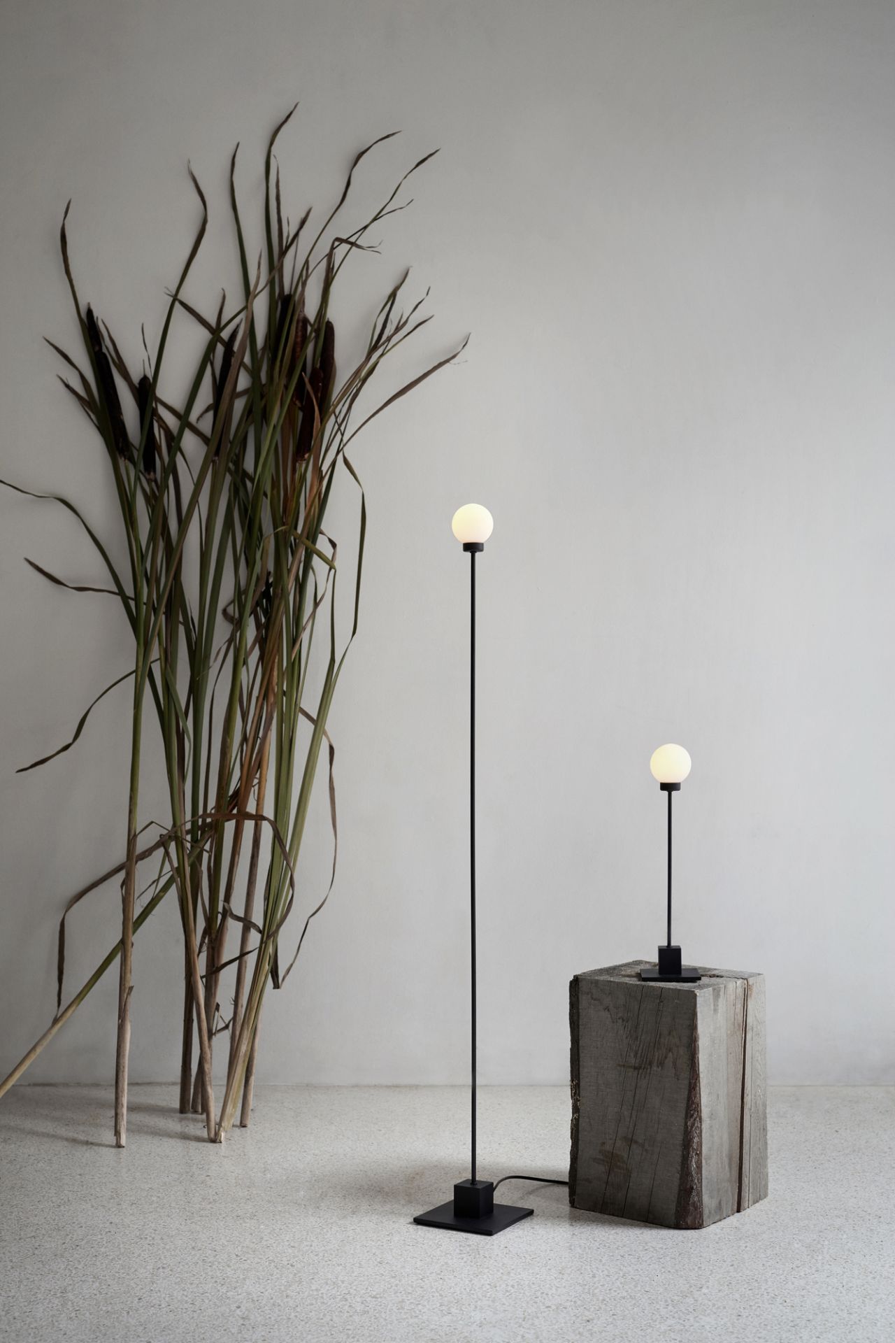 Snowball Floor Floor Lamp black Northern