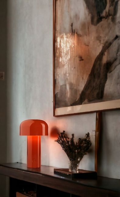 Bellhop Battery Tablelamp with USB cable Flos