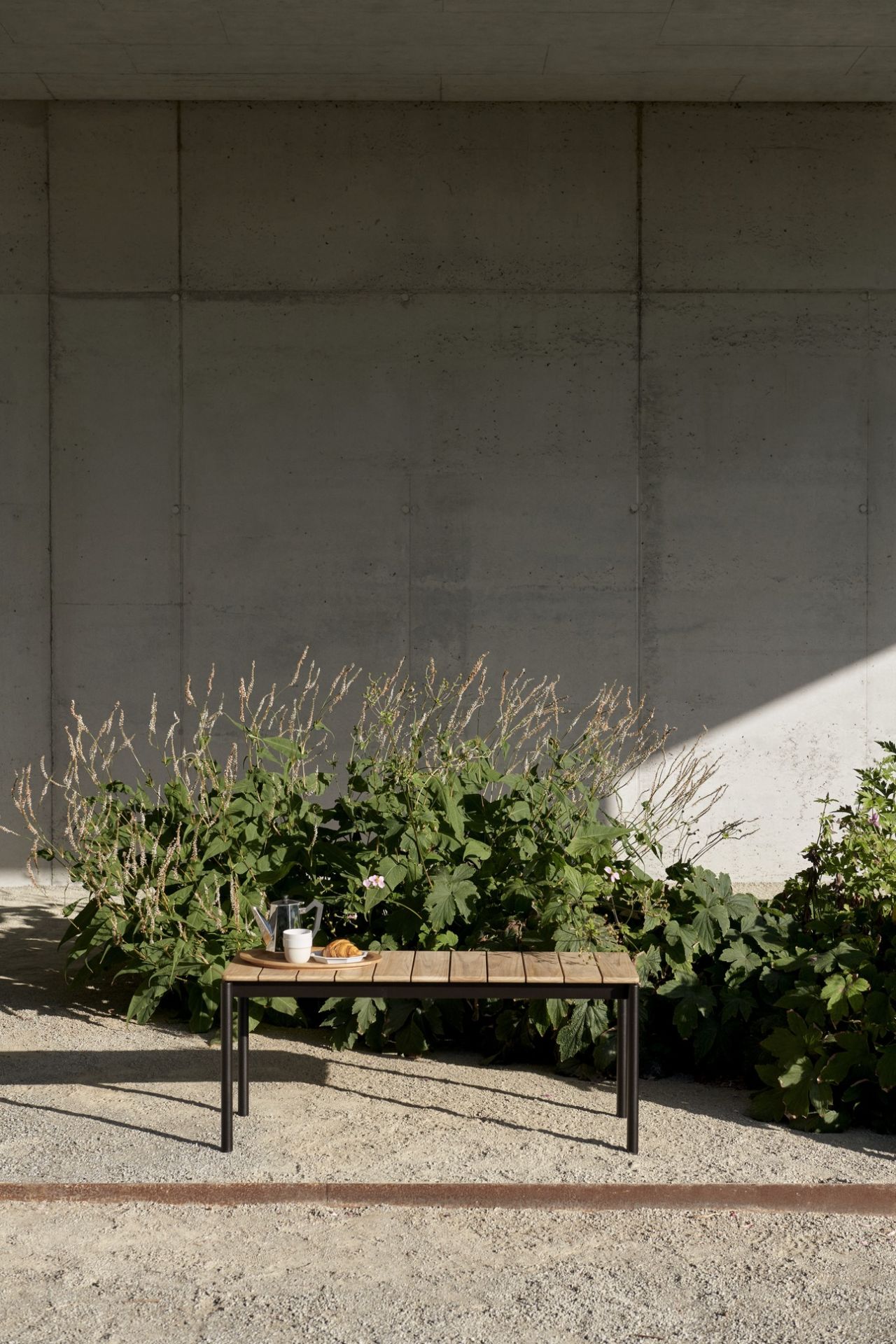 Ville AV27 Outdoor Bench Bench AndTradition