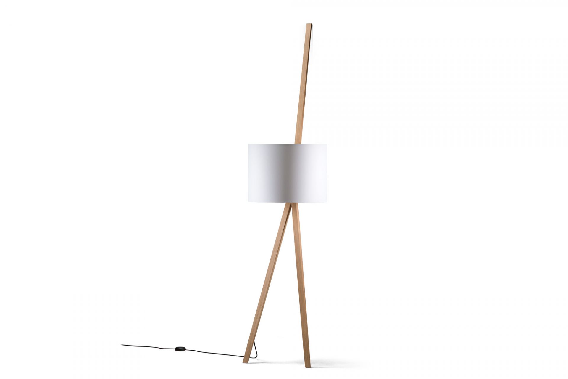 Luca Lean leaning lamp natural oak / white Maigrau