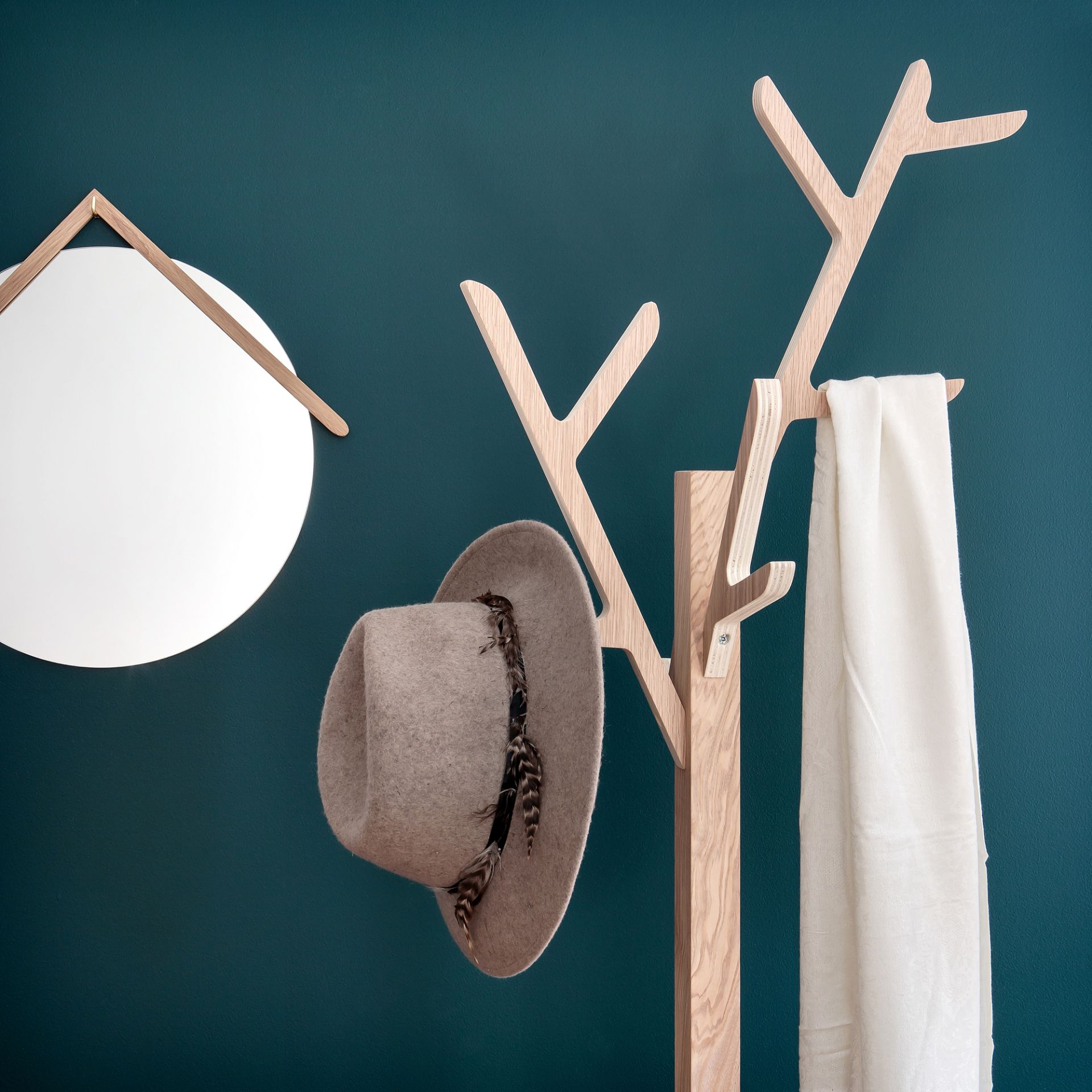 Ambroise Coat rack natural oak Hartô SINGLE PIECES
