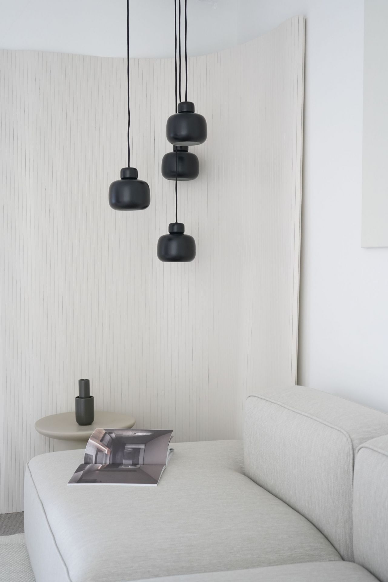 Stone Pendant light small Woud