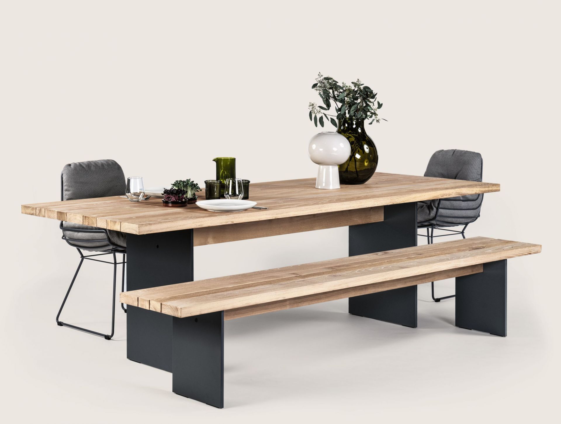 SC 41 Outdoor Table Brushed oiled acacia Janua 