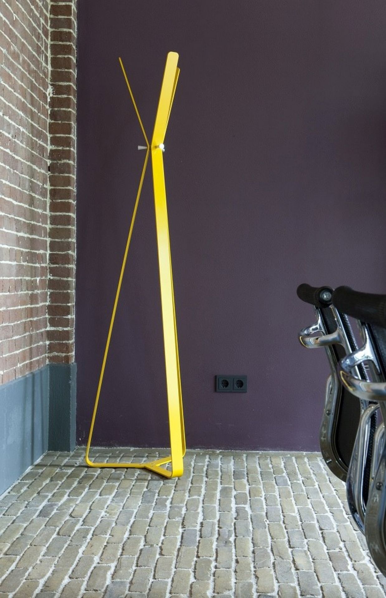 Bend Coat stand Cascando