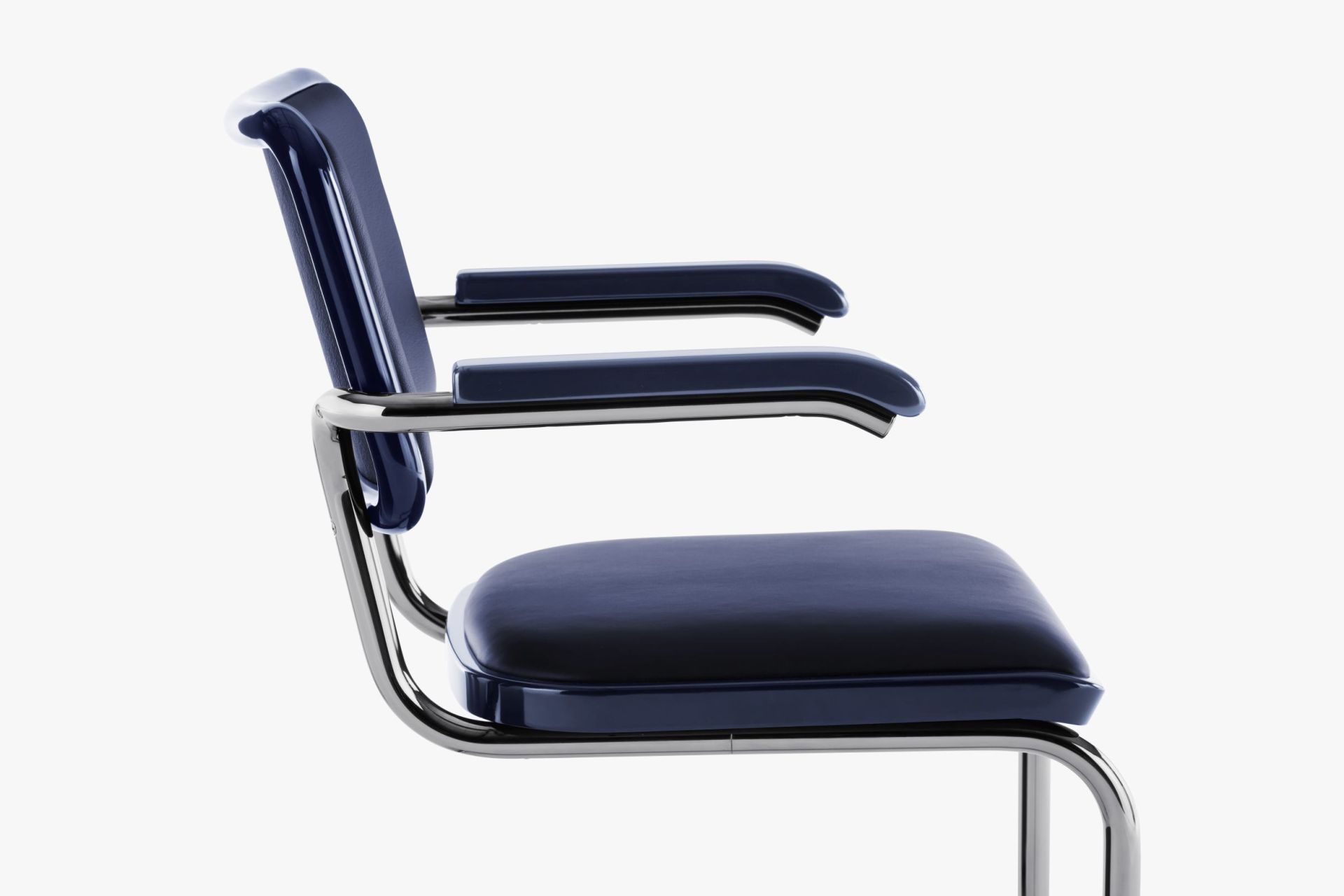 JS. Thonet by Jil Sander S 64 P / S64P cantilever chair Thonet