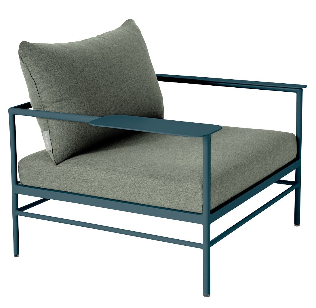 Rivage lounge chair with armrests Outdoor Fermob