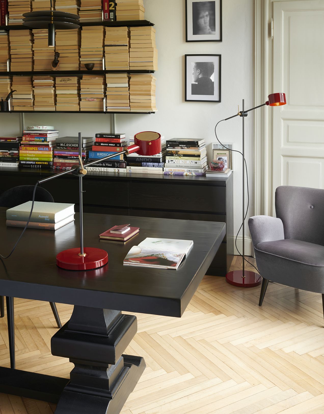 G.O. 352 Floor lamp Oluce G.O. 352 Floor lamp Oluce