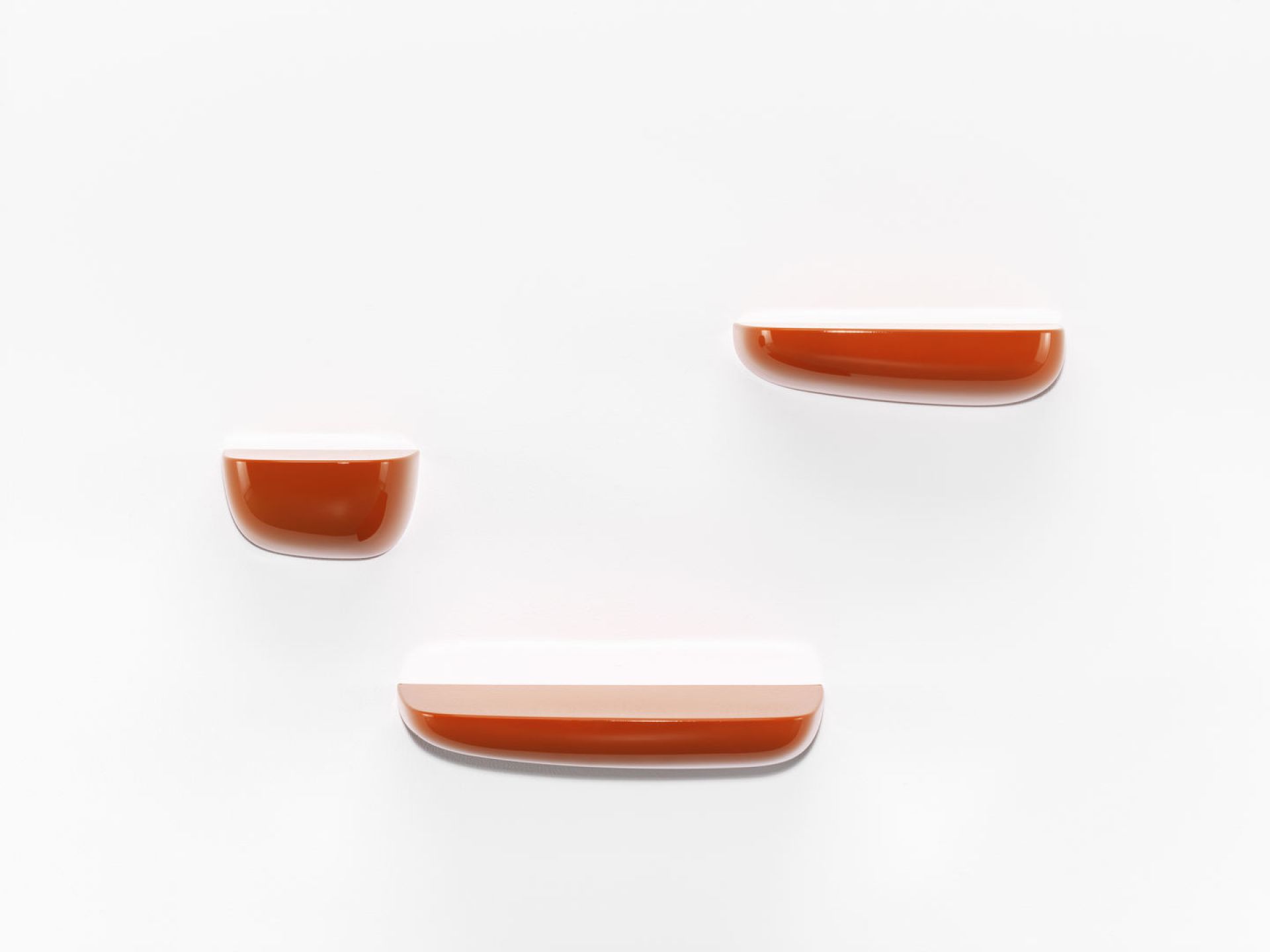 Corniches Wall board Medium Vitra Japanese red