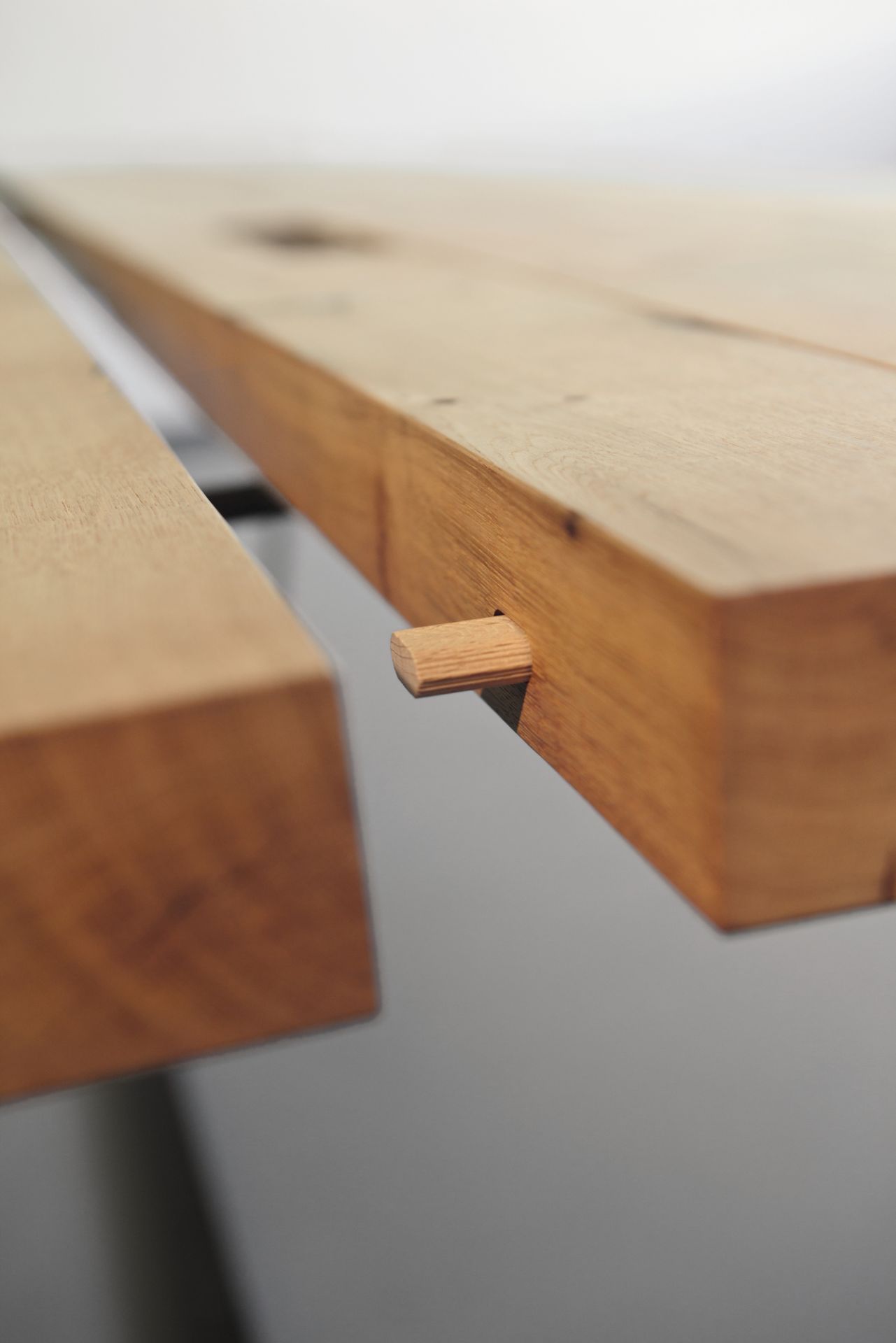 BB 11 Clamp table oak Janua