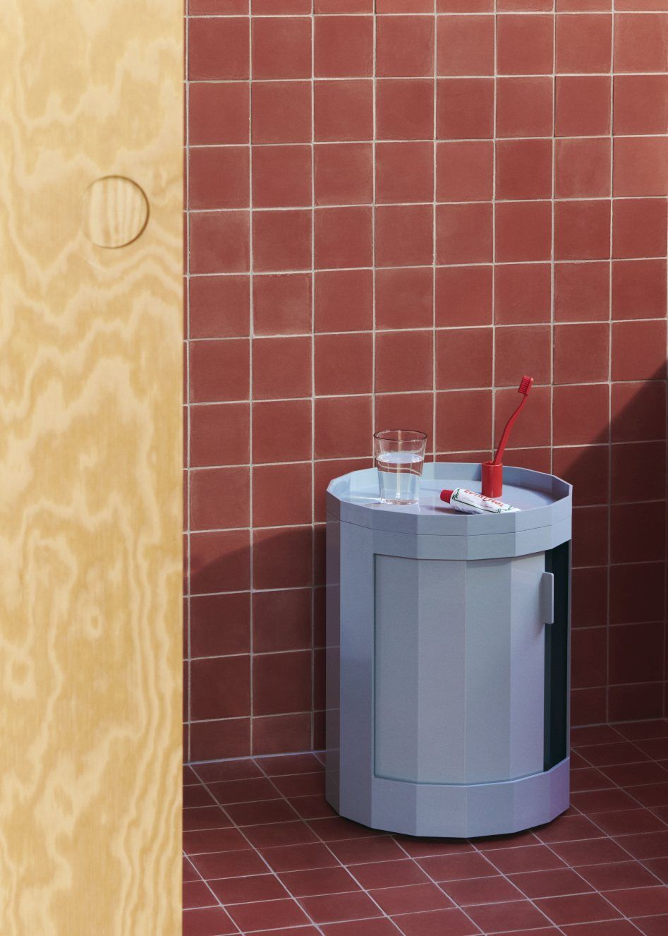 Facet Cabinet Low Storage Hay