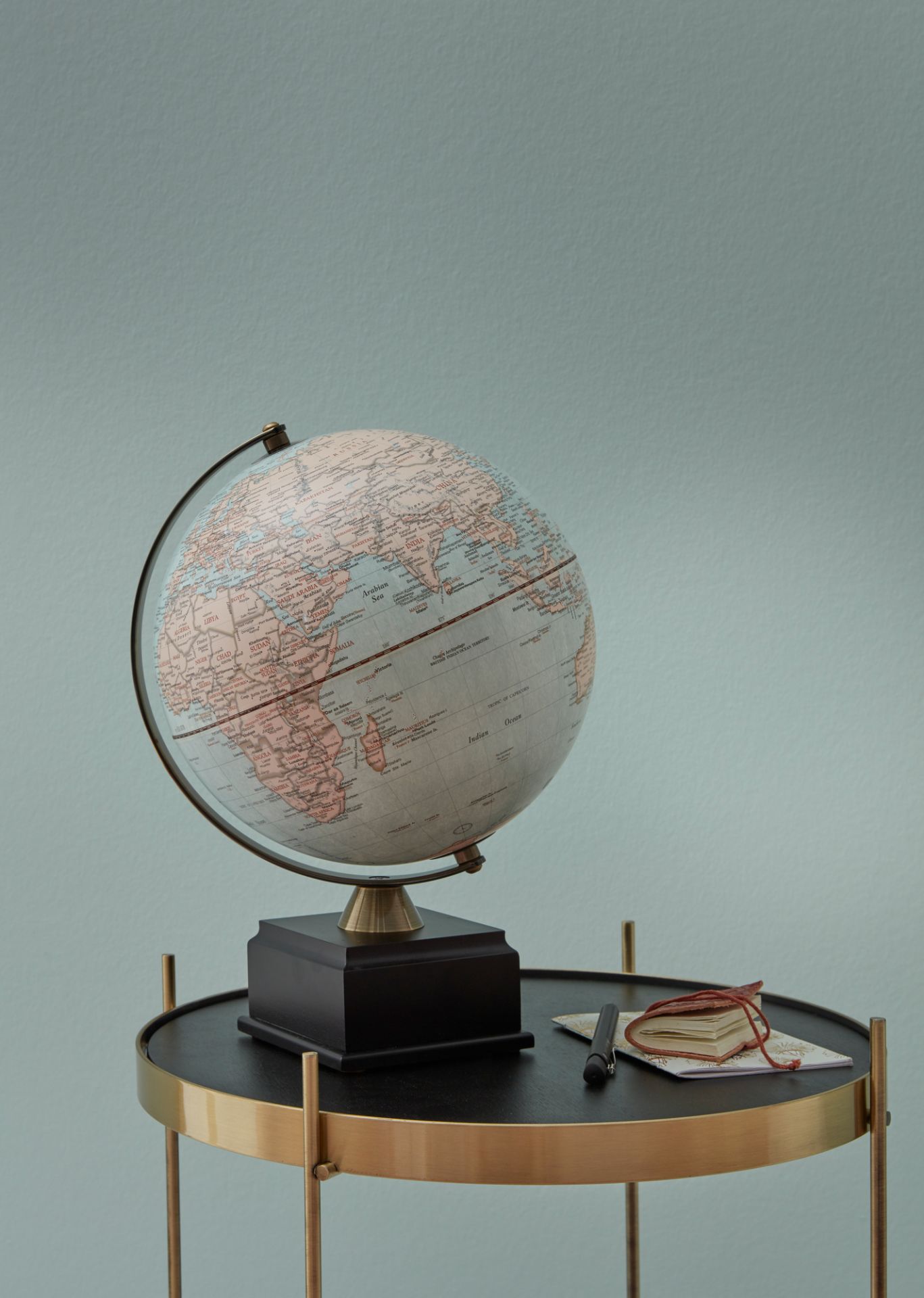 Globe Antique Monument Emform SINGLE PIECE