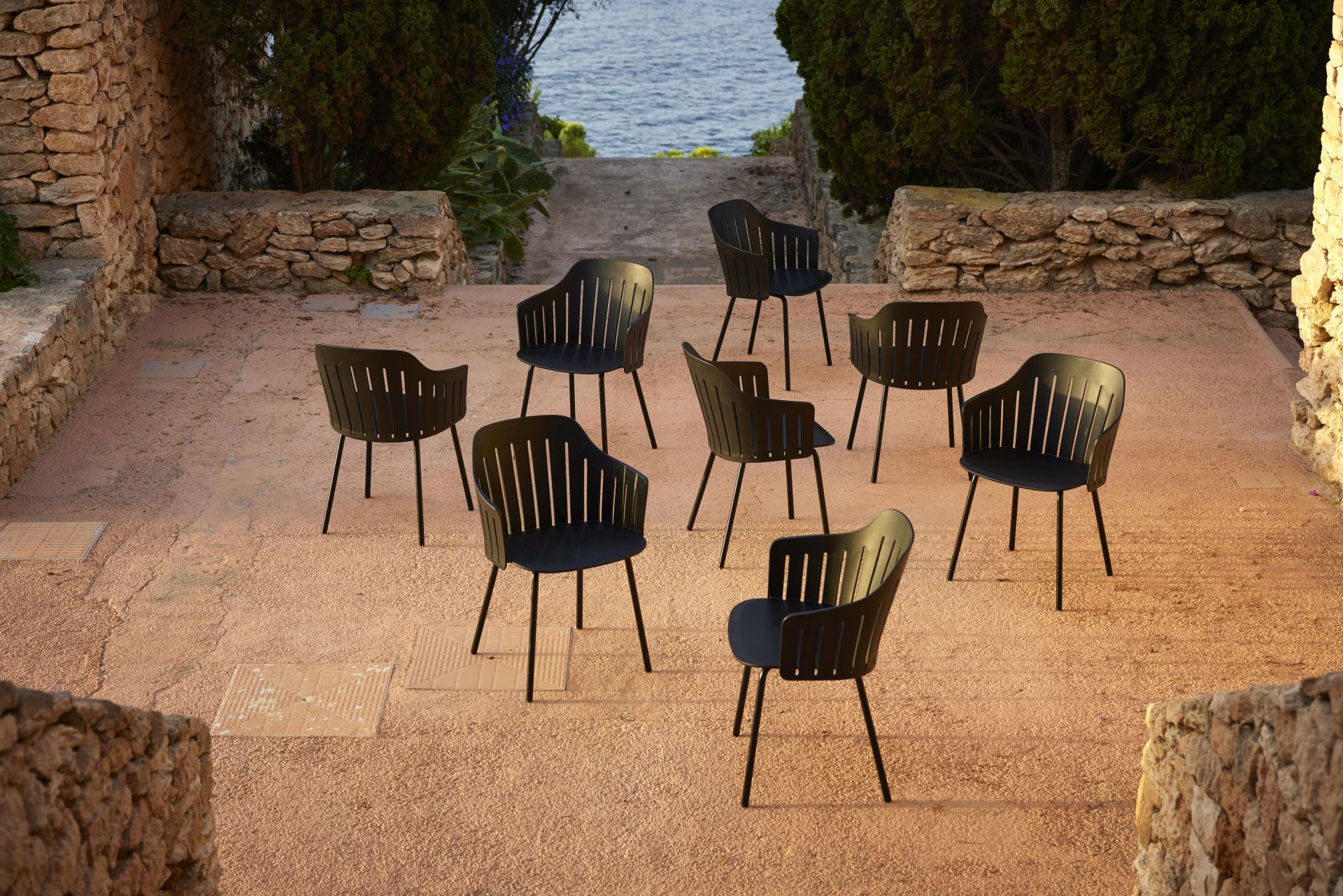 Choice Outdoor Chair Steel Frame 4 Legs Cane-Line Dark green