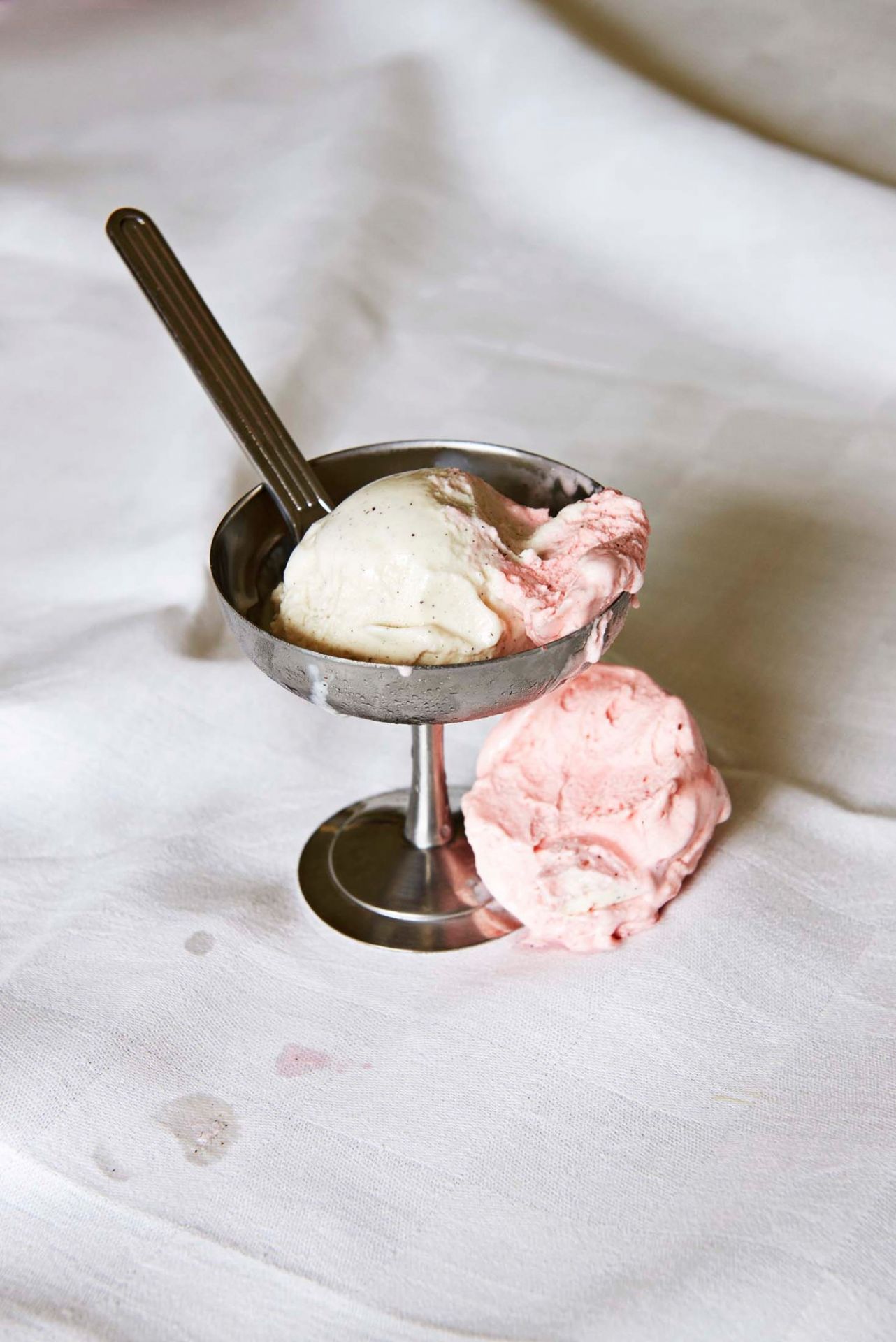 Italian ice cup Hay