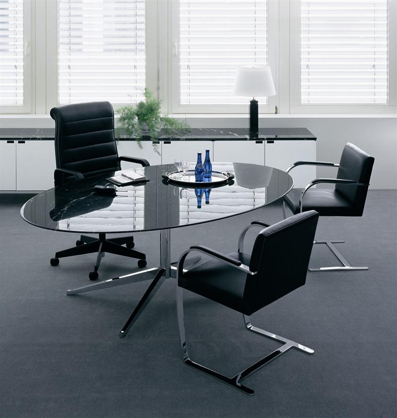 Florence Oval Table Knoll International