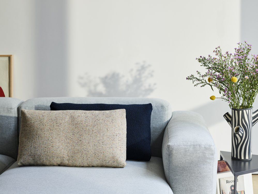 Mags Soft Sofa Low 2,5-seater Combination 3 with armrest left Hay
