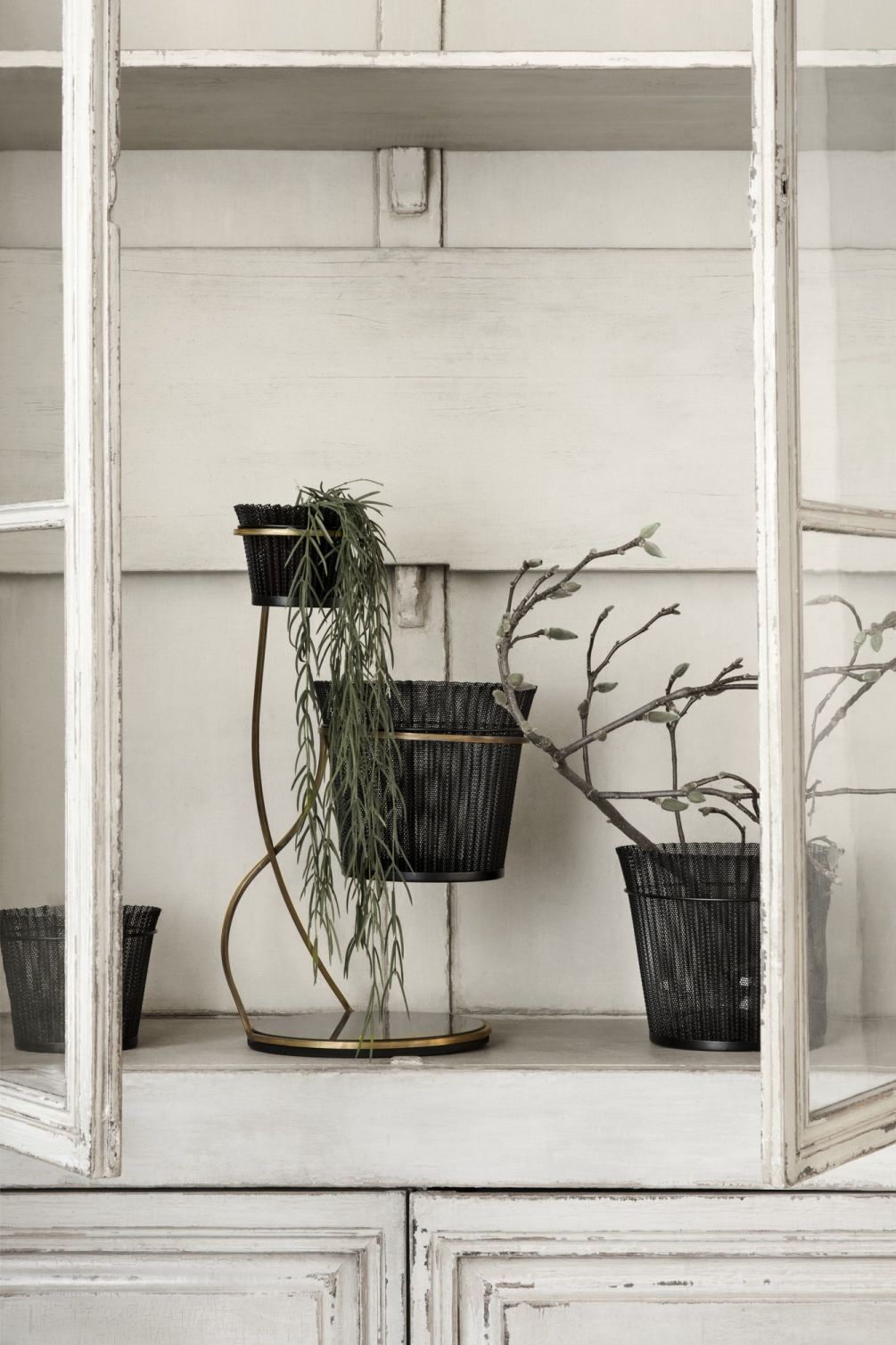 Matégot Flowerpot Ø15 Gubi