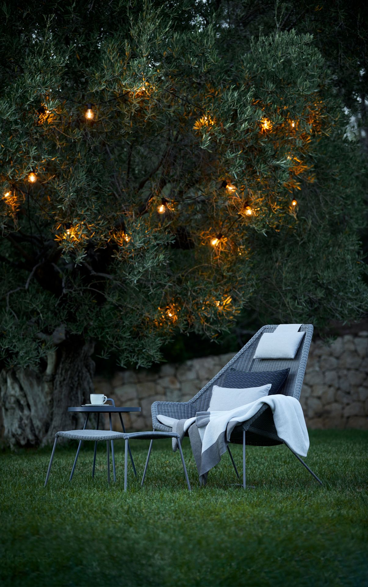 Breeze Outdoor highback chair light gray Cane-Line