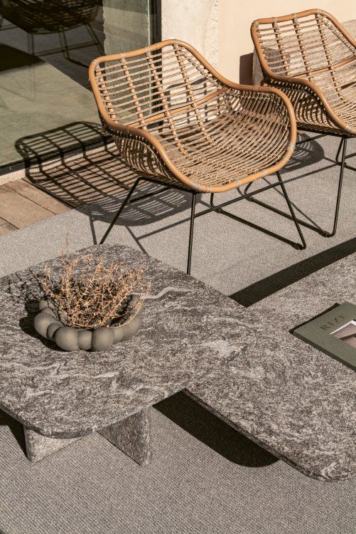 BC20 / BC 20 T-Rox coffee table square Janua 