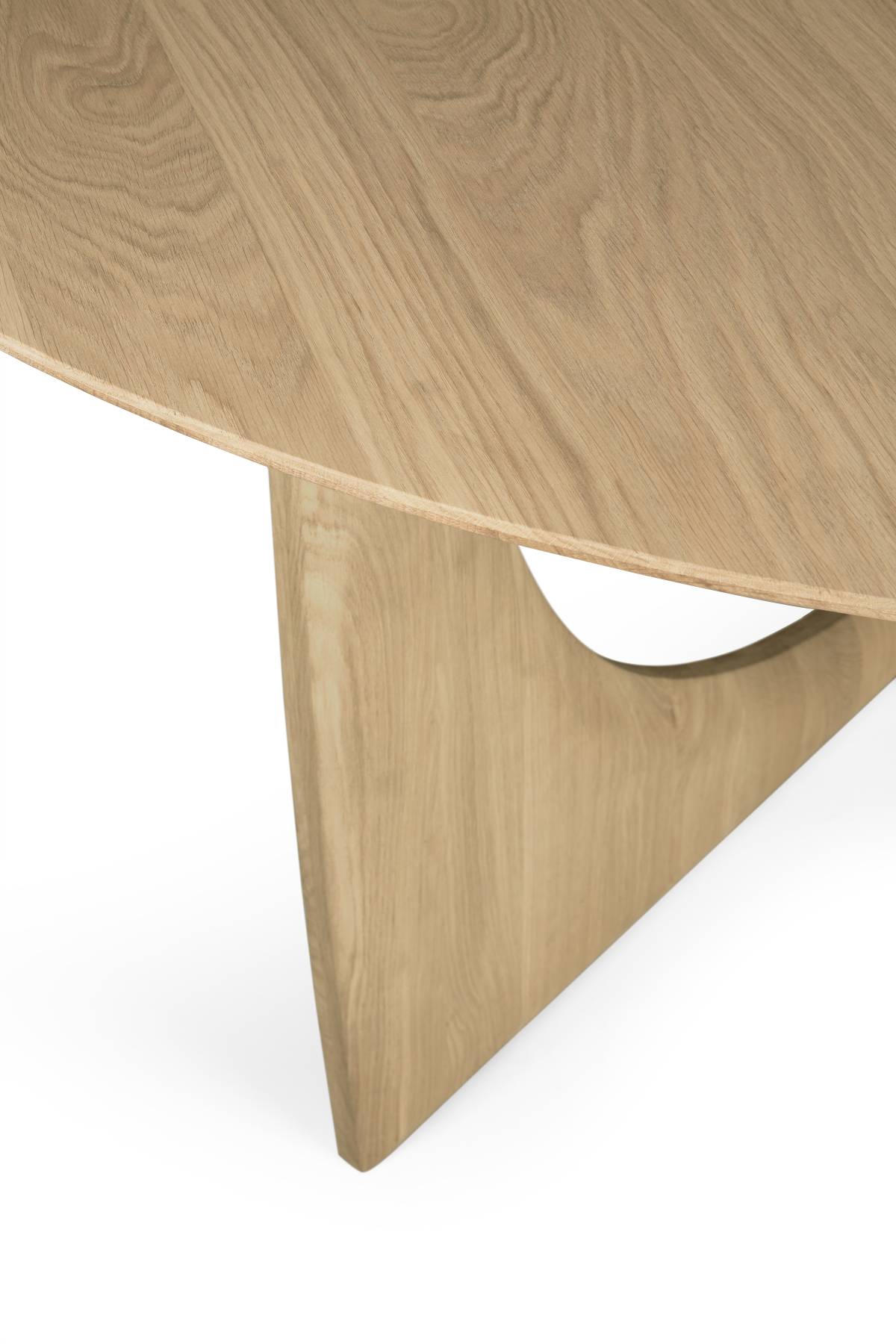 Geometric Dining Table round dining table Ethnicraft