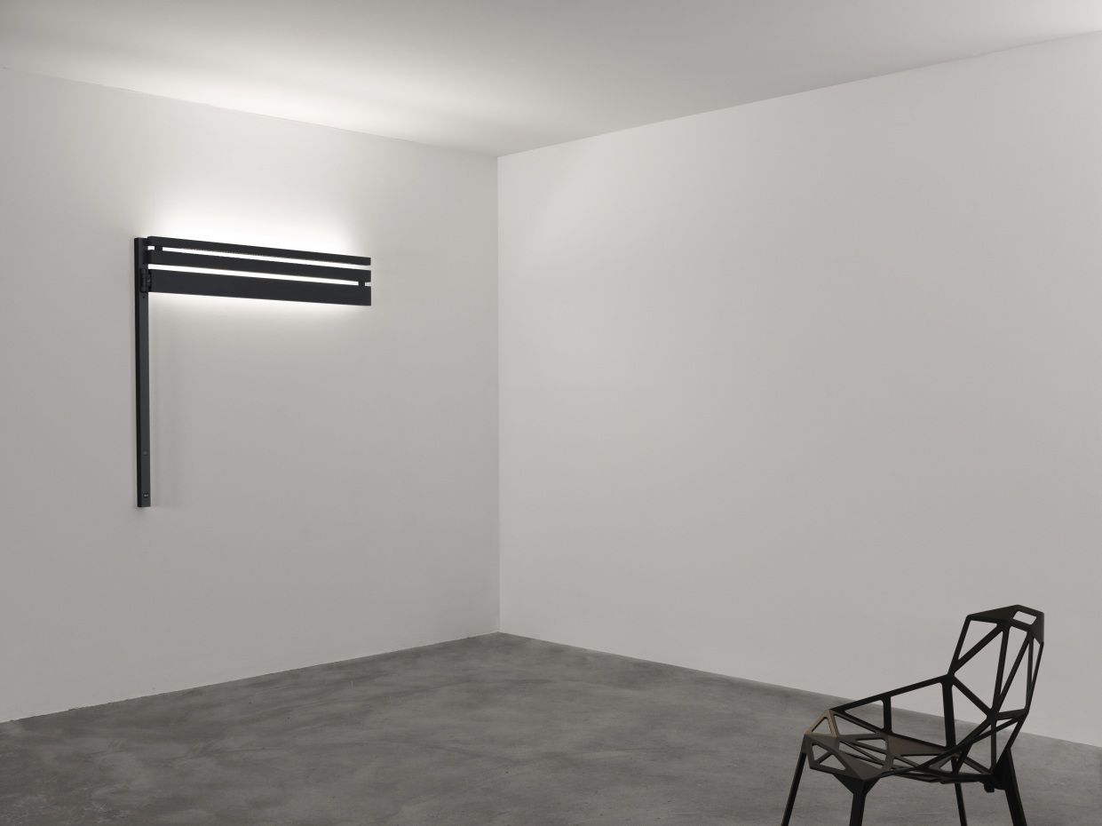 Black Flag Pro wall light Flos