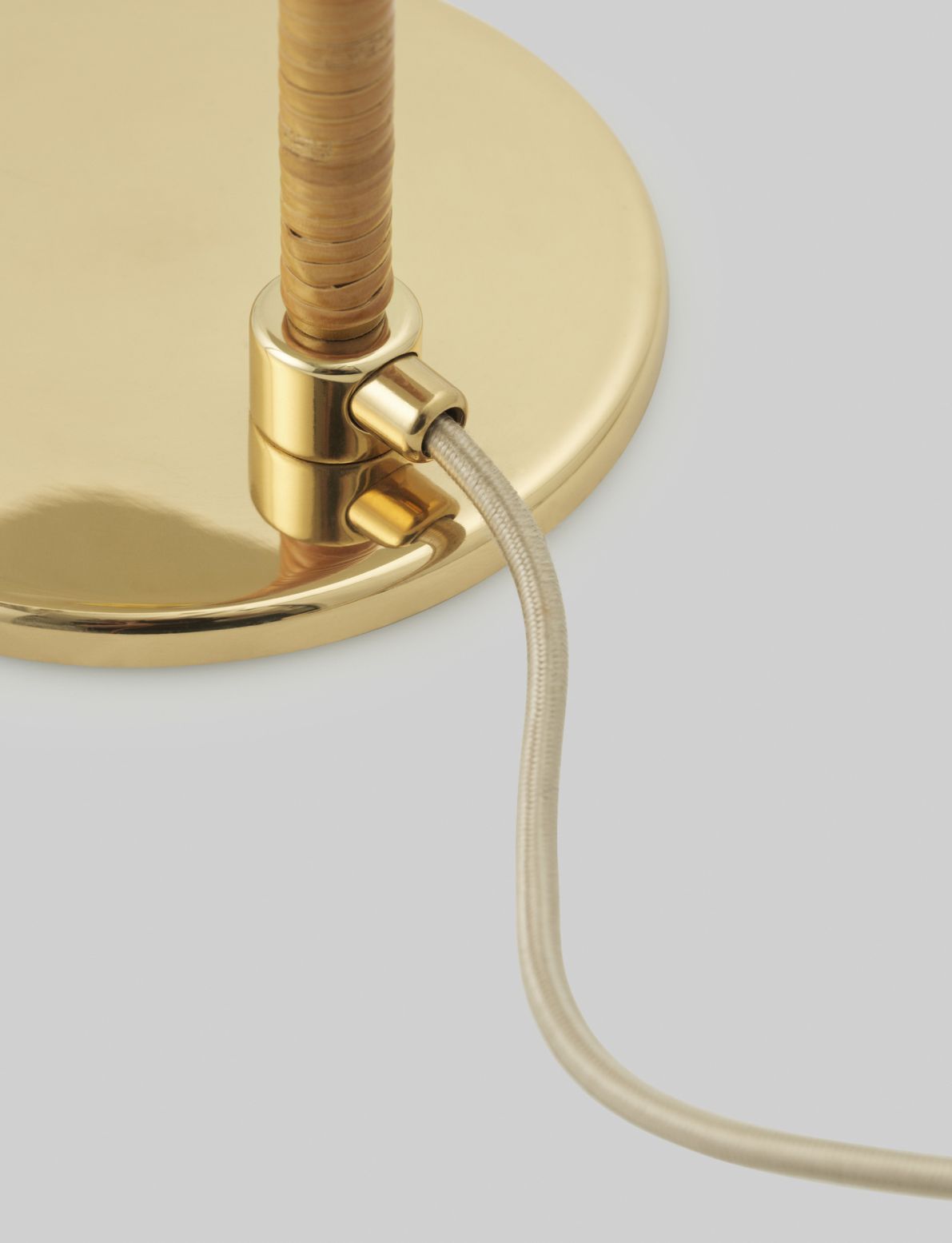 5321 Table Lamp Gubi