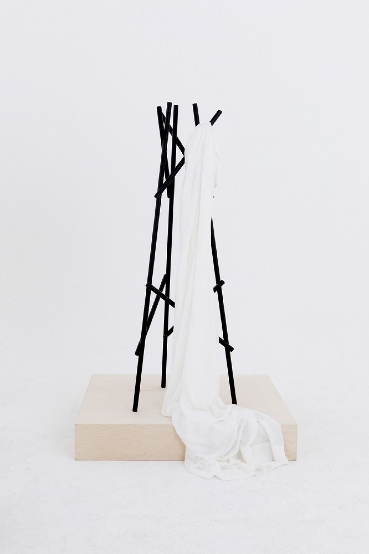 Kendo Coat stand Cascando 