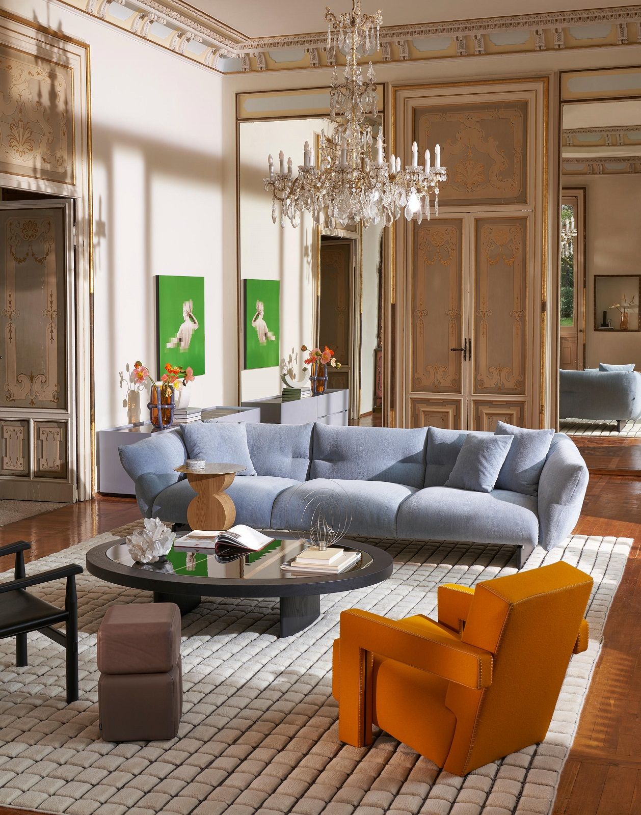 Moncloud linear Sofa Cassina