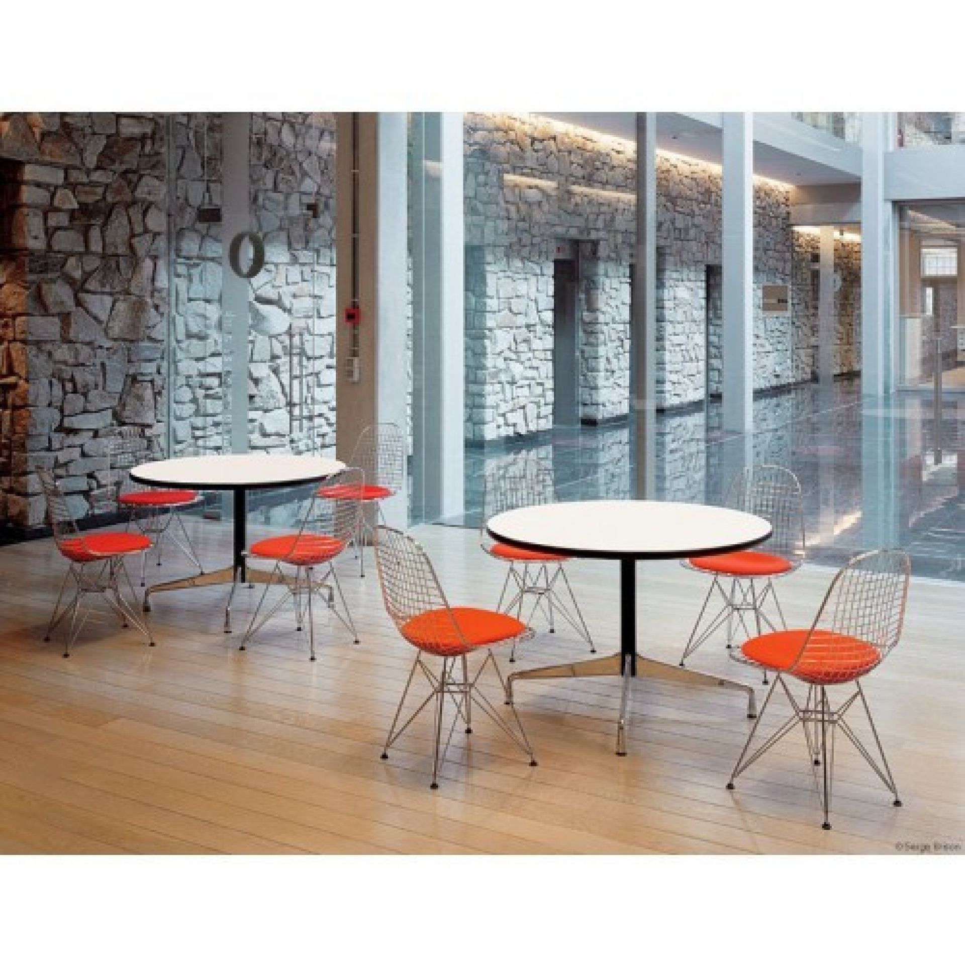 DKR-5 Wire Chair Chair with Seat Cushion Vitra