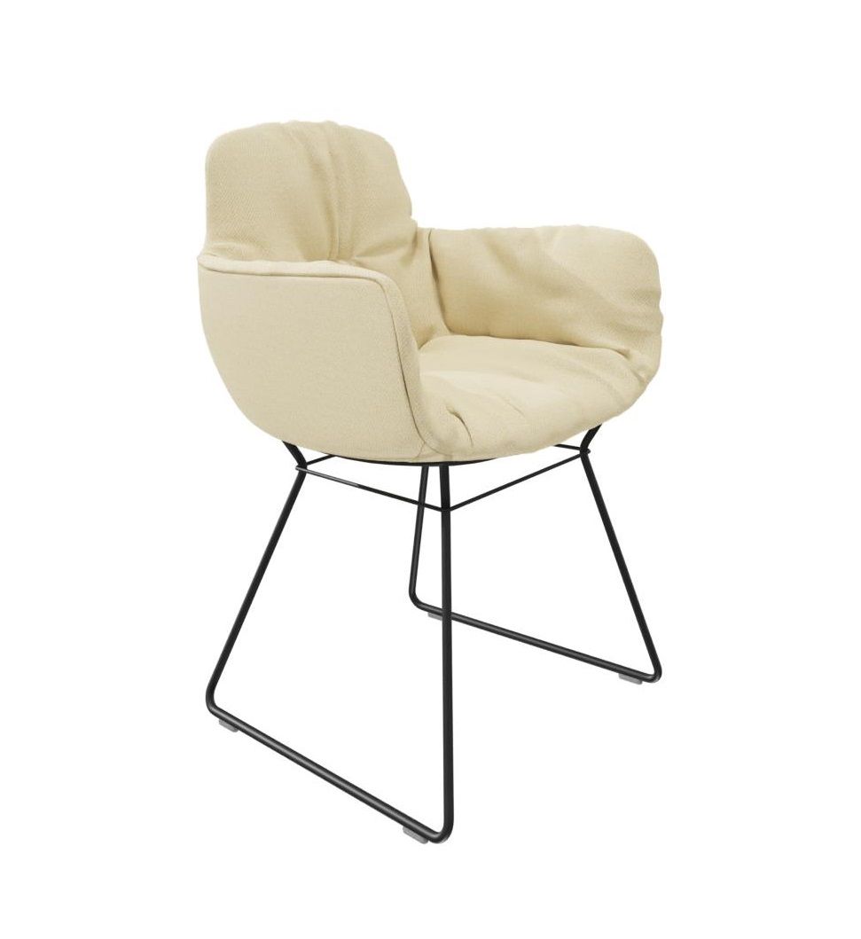 Leya chair armrest high Fabric Safire Freifrau Manufaktur