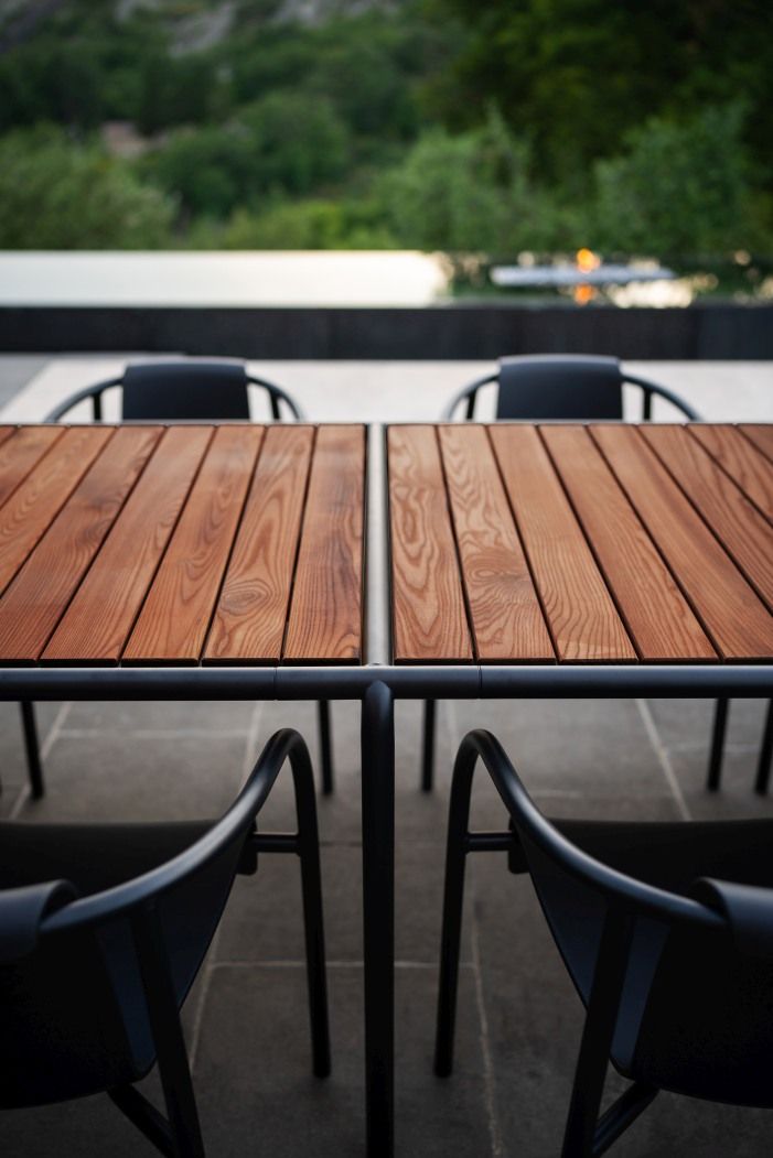 Avanti Dining Table Outdoor dining table Houe