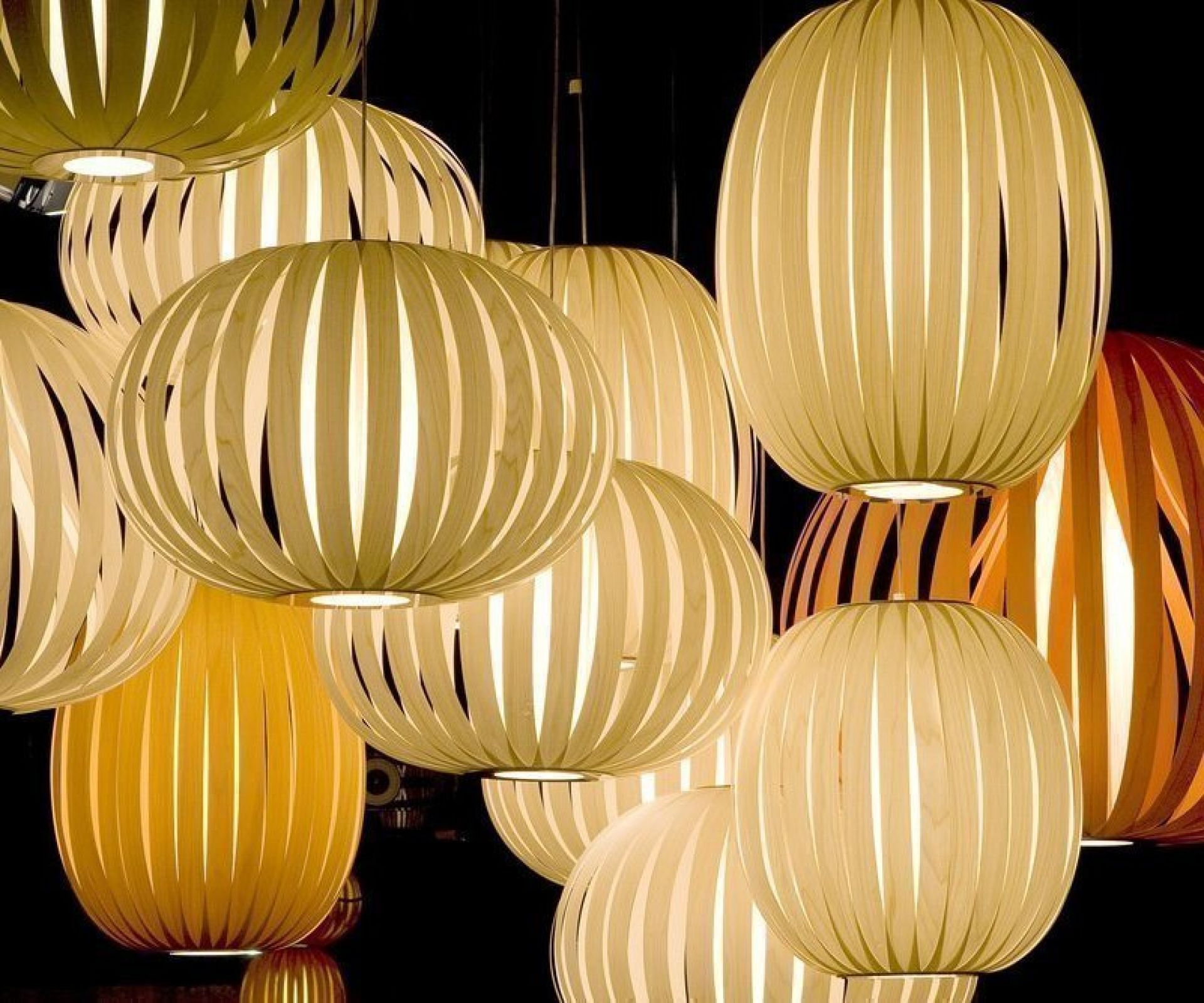 Pod Pendant light Luzifer Lamps